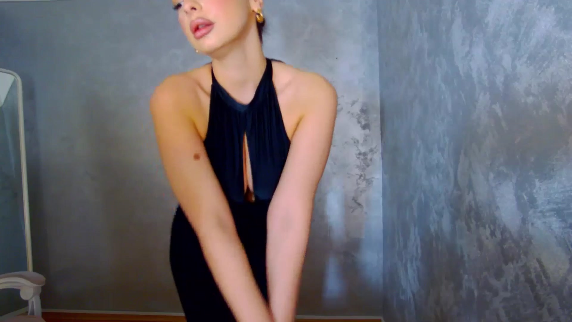 Gallery image thumbnail from meliiis_'s myfreecams stream on, 03/12/2026, 13:54 image 20 of 20