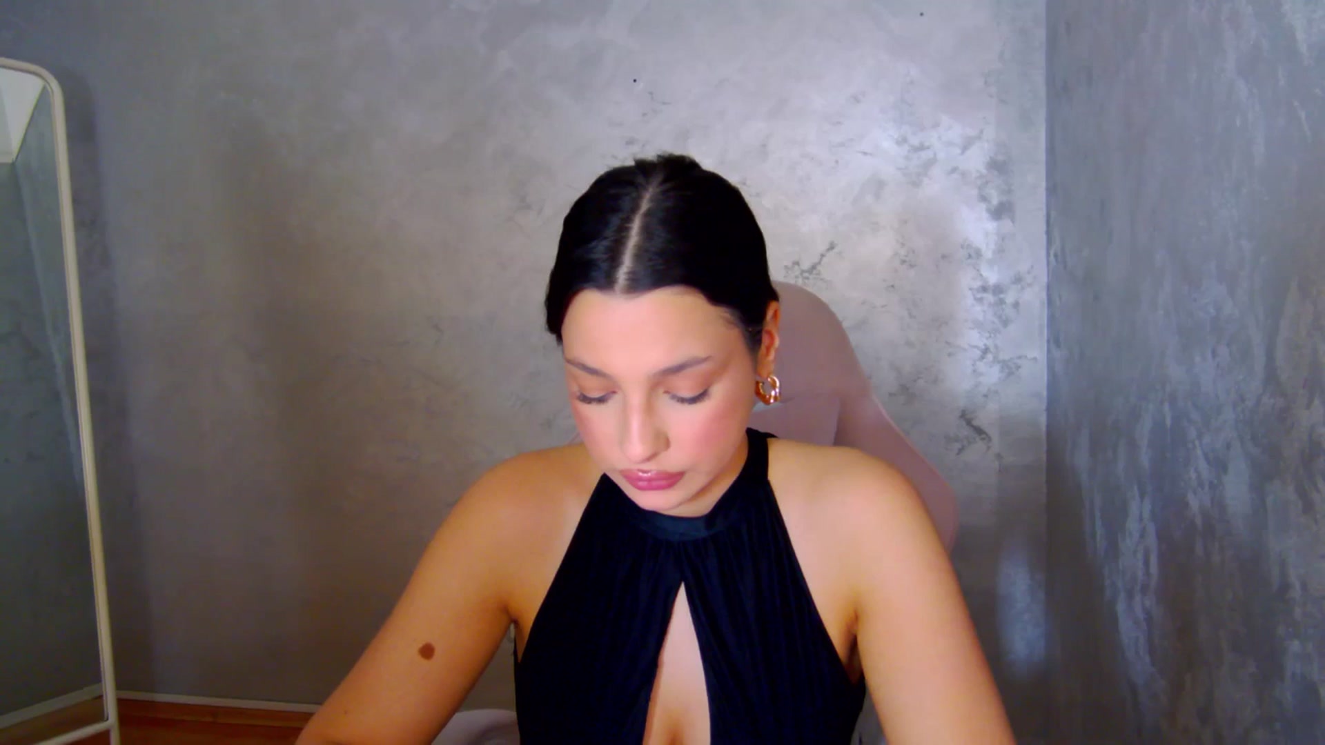 Gallery image thumbnail from meliiis_'s myfreecams stream on, 03/12/2026, 15:53 image 7 of 20