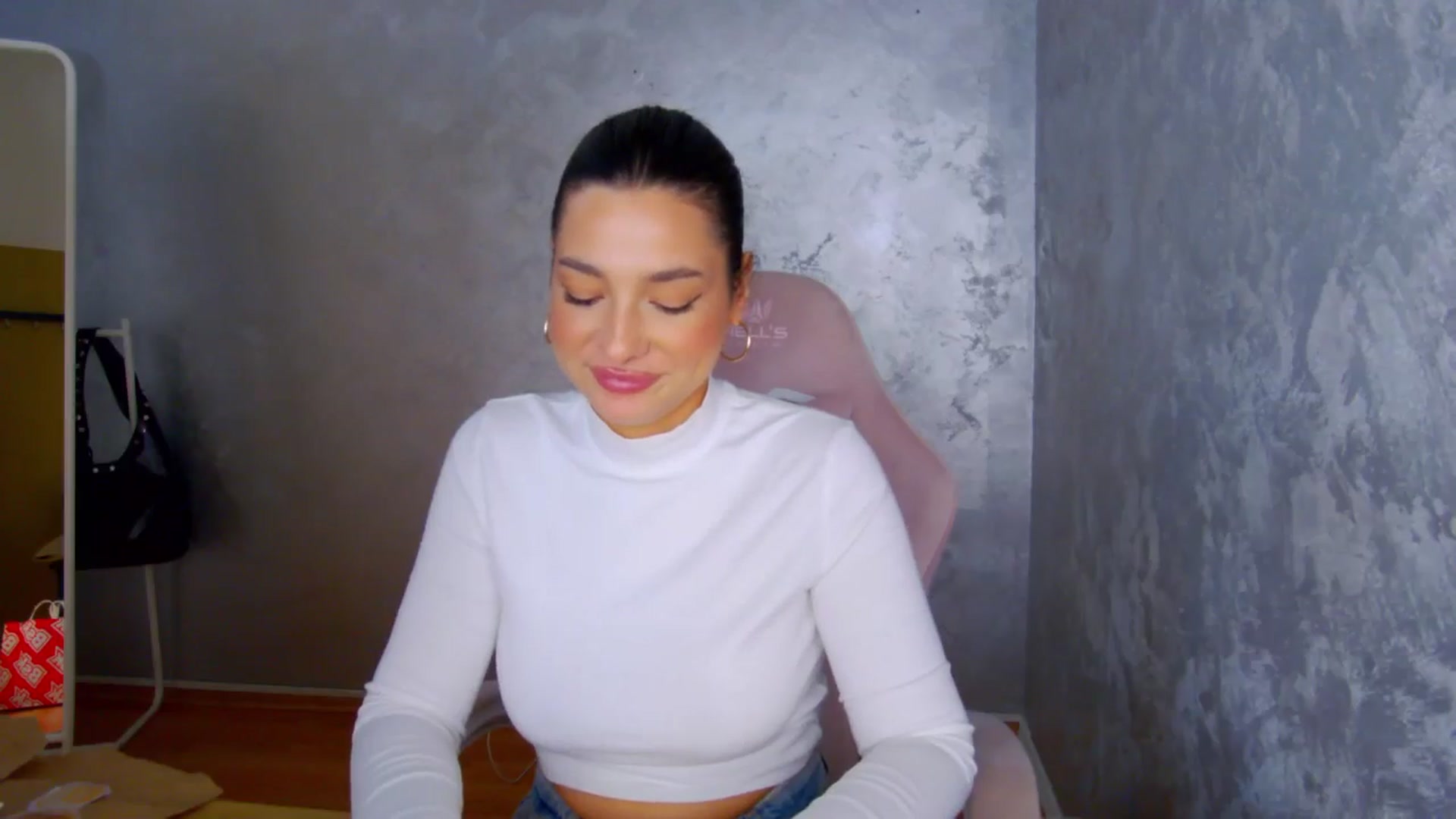 Gallery image thumbnail from meliiis_'s myfreecams stream on, 03/13/2026, 11:13 image 6 of 20