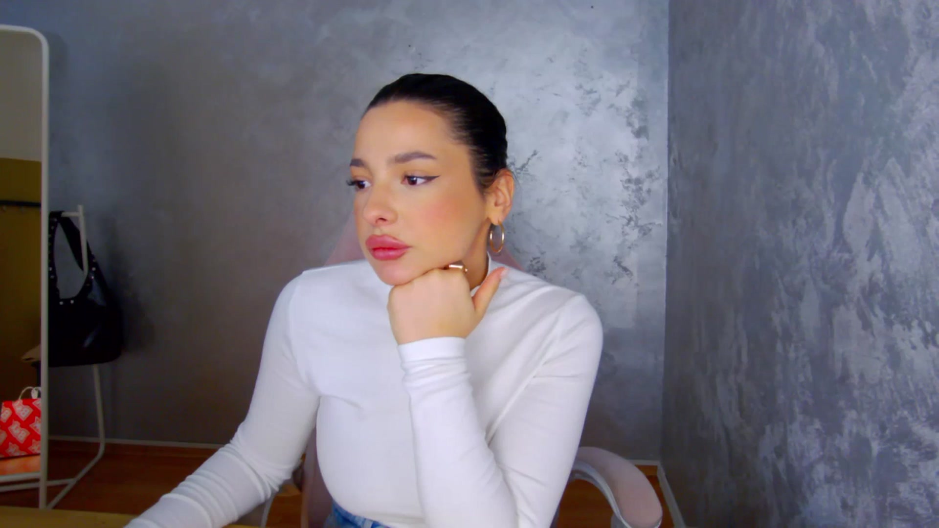 Gallery image thumbnail from meliiis_'s myfreecams stream on, 03/13/2026, 11:13 image 18 of 20