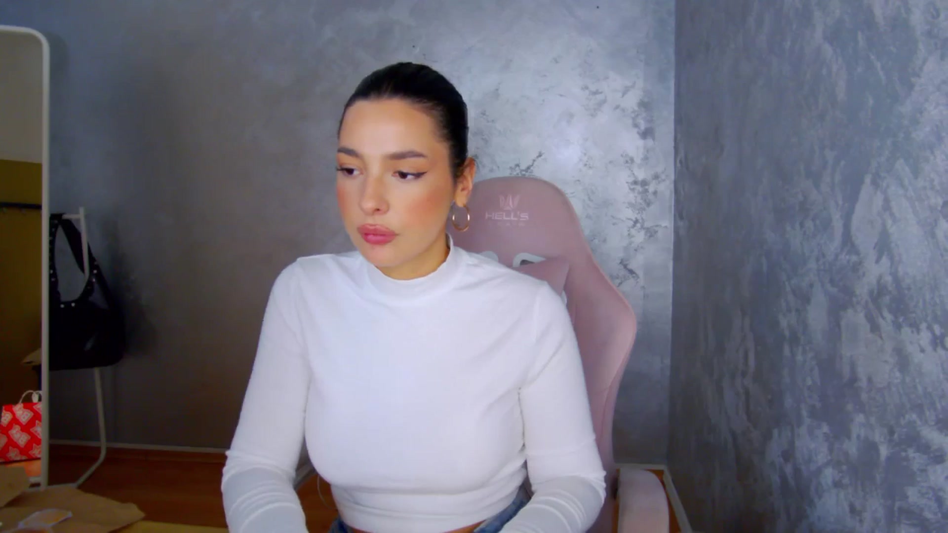 Gallery image thumbnail from meliiis_'s myfreecams stream on, 03/13/2026, 11:13 image 5 of 20
