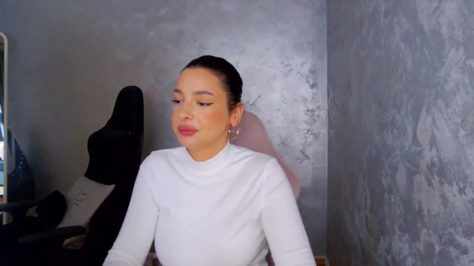 Gallery image thumbnail from meliiis_'s myfreecams stream on, 03/13/2026, 13:36 image 4 of 20