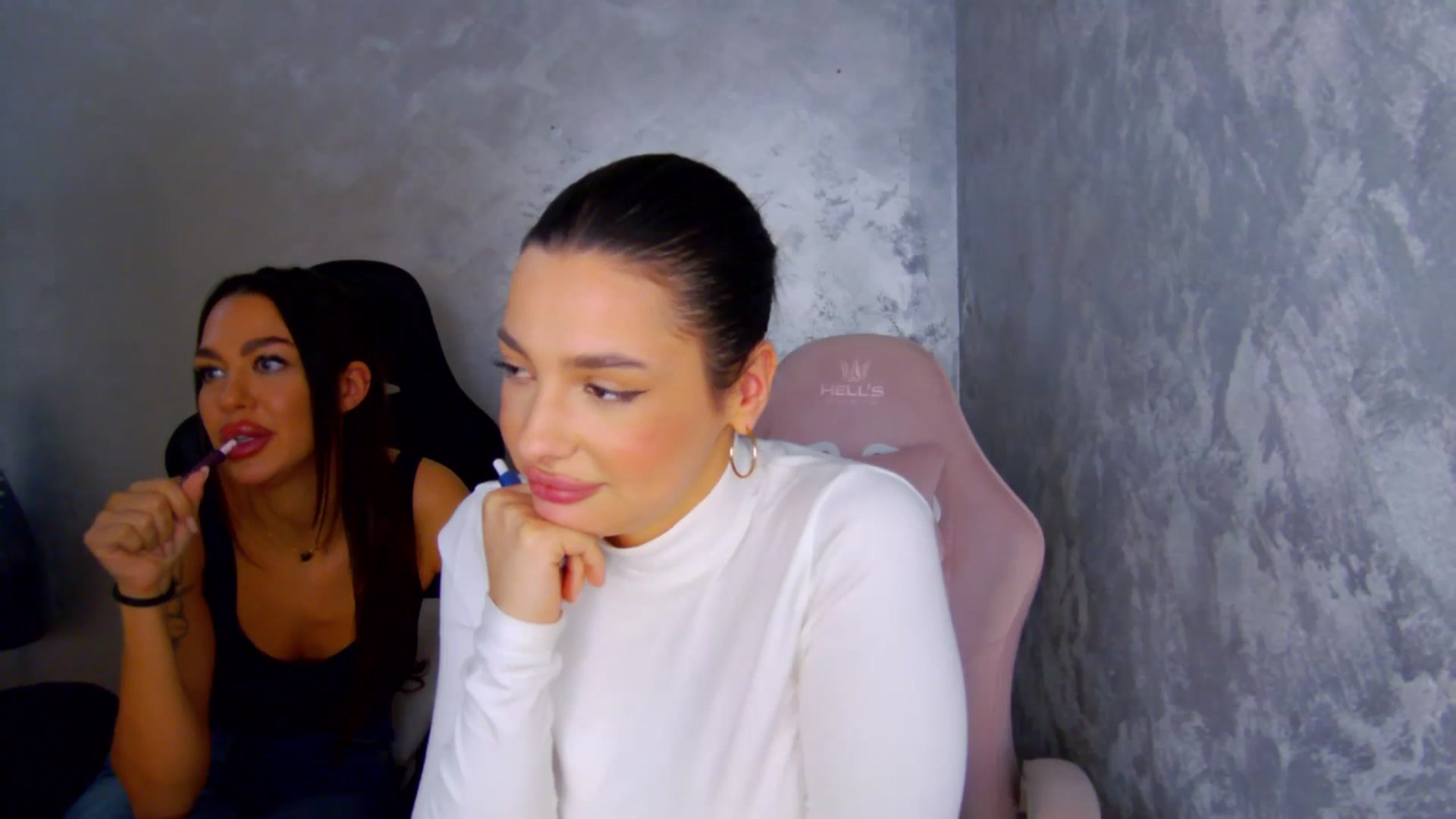 Gallery image thumbnail from meliiis_'s myfreecams stream on, 03/13/2026, 13:36 image 16 of 20