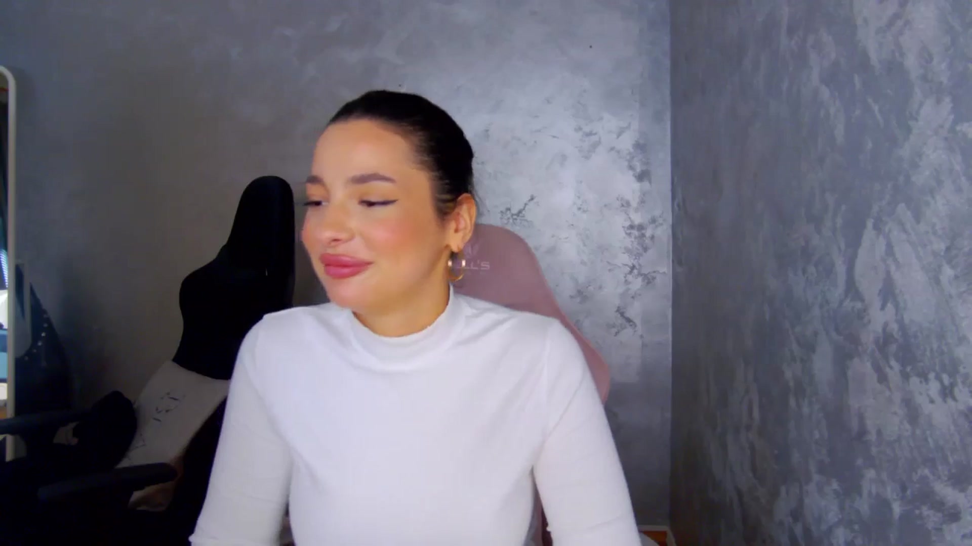 Gallery image thumbnail from meliiis_'s myfreecams stream on, 03/13/2026, 13:36 image 6 of 20
