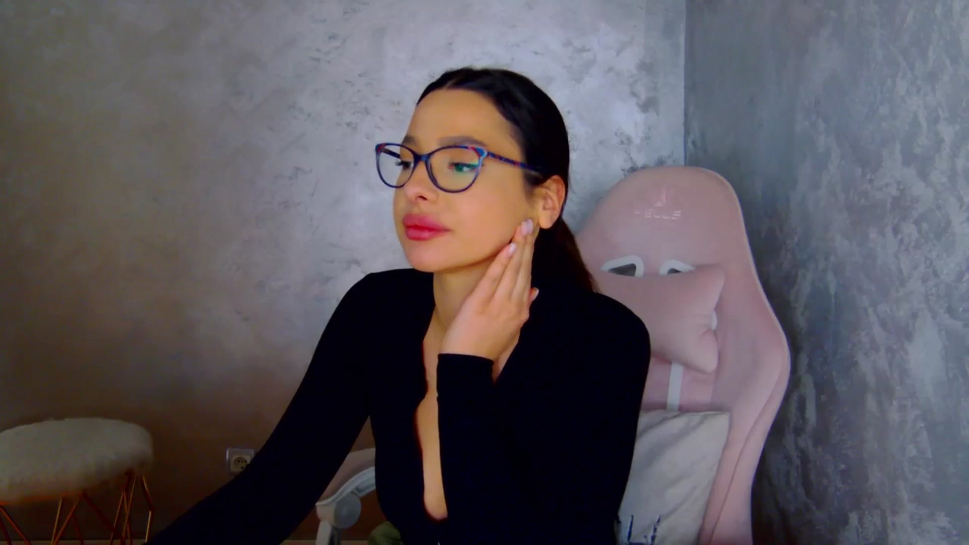 Gallery image thumbnail from meliiis_'s myfreecams stream on, 03/18/2026, 19:42 image 8 of 20