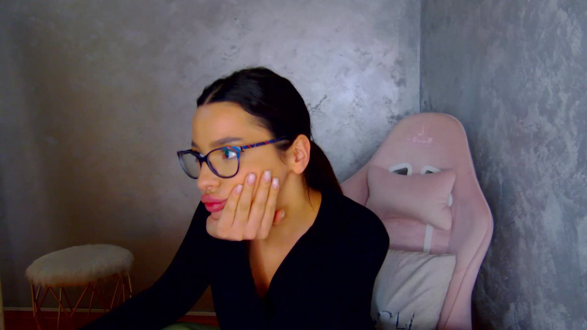 Gallery image thumbnail from meliiis_'s myfreecams stream on, 03/18/2026, 19:42 image 18 of 20