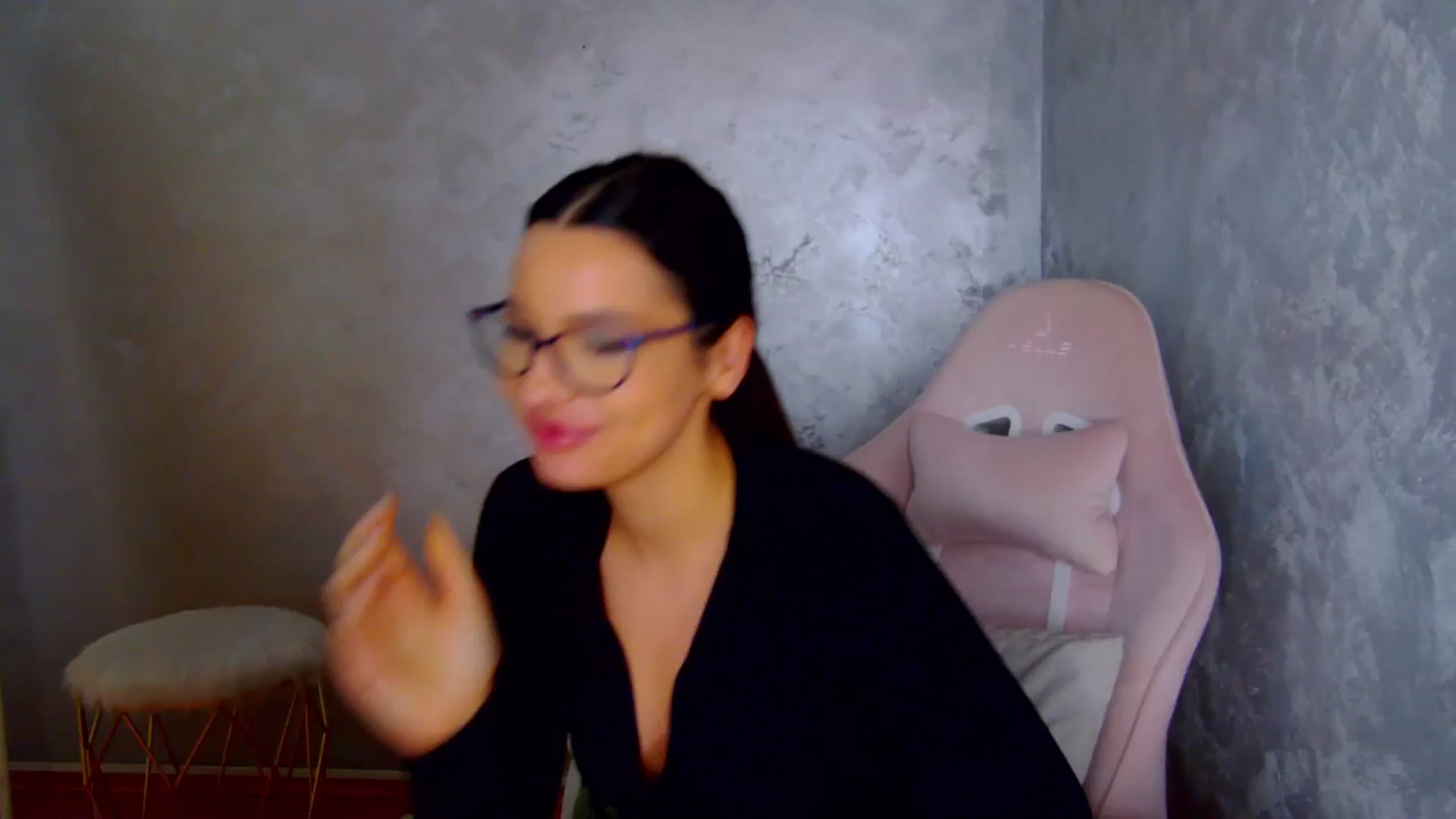 Gallery image thumbnail from meliiis_'s myfreecams stream on, 03/18/2026, 19:42 image 19 of 20