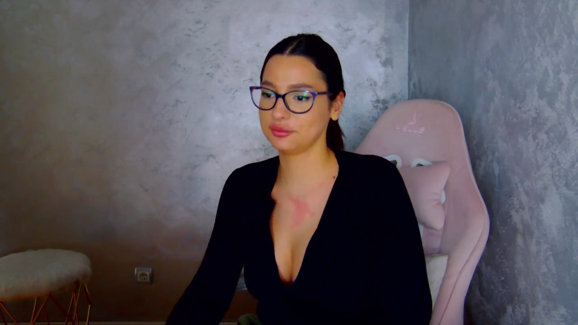 Gallery image thumbnail from meliiis_'s myfreecams stream on, 03/18/2026, 19:42 image 10 of 20
