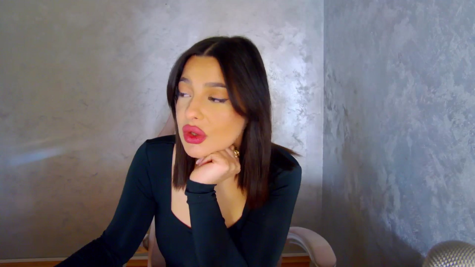 Gallery image thumbnail from meliiis_'s myfreecams stream on, 03/19/2026, 15:37 image 7 of 20