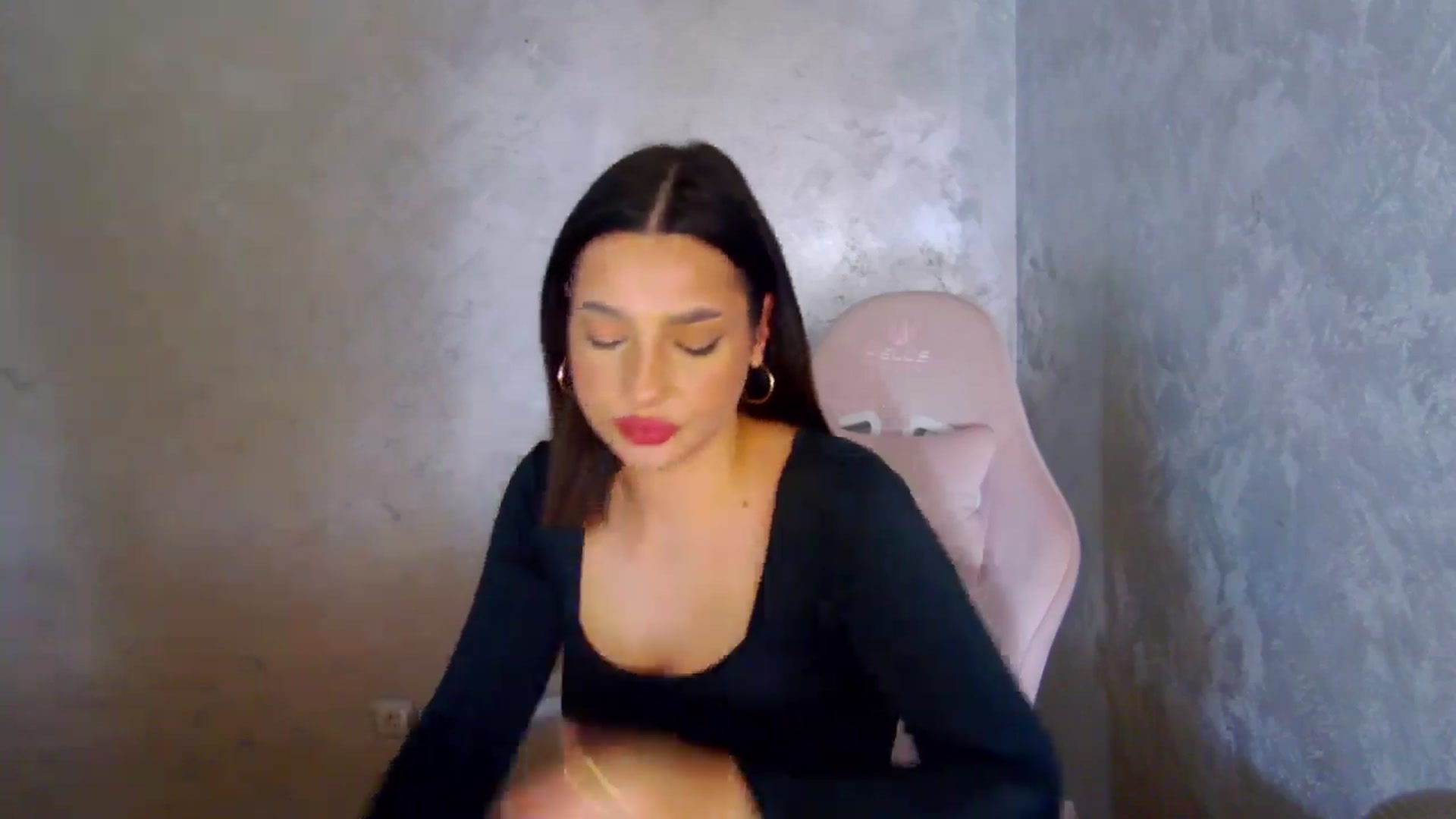 Gallery image thumbnail from meliiis_'s myfreecams stream on, 03/19/2026, 15:37 image 16 of 20