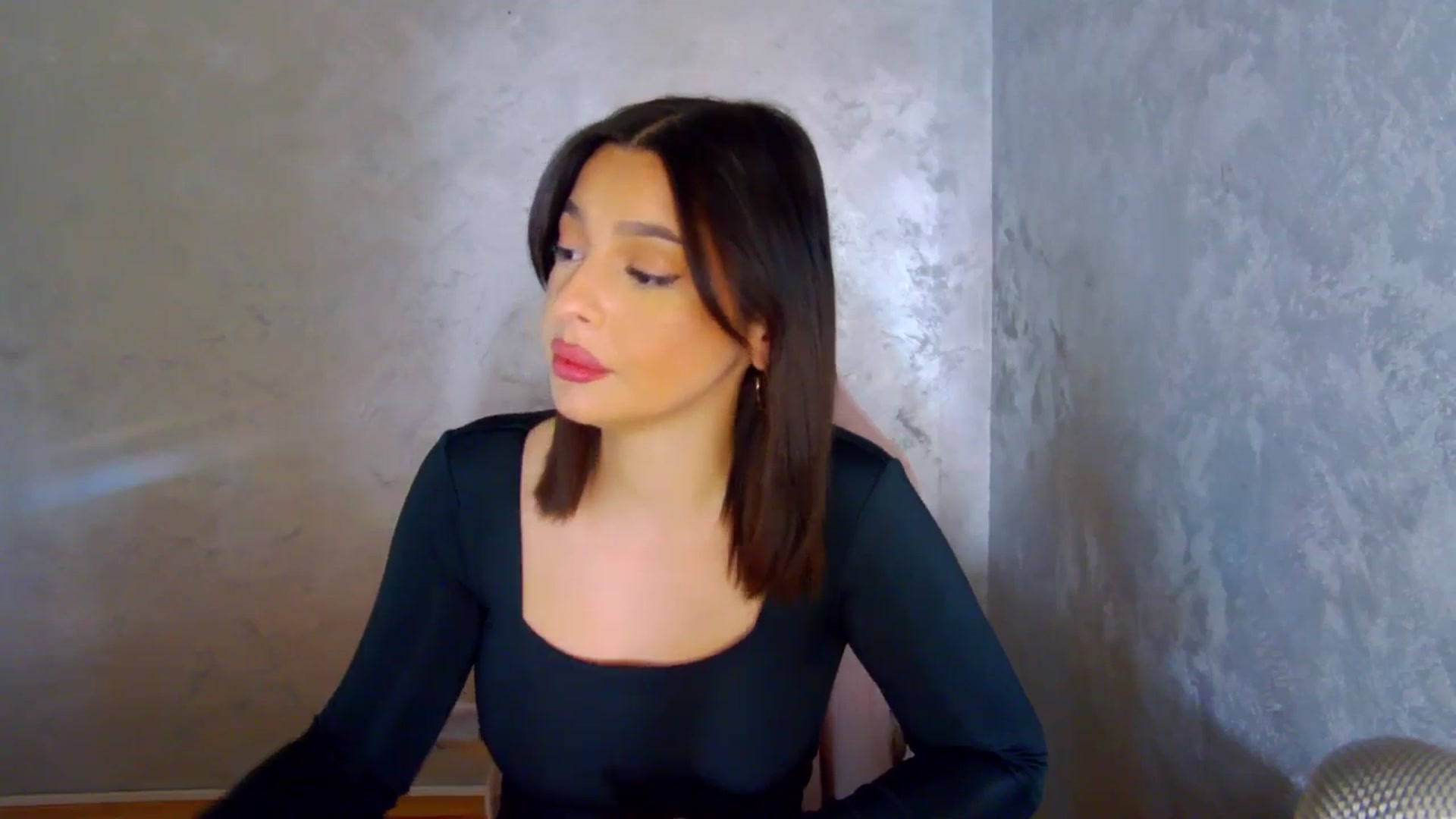 Gallery image thumbnail from meliiis_'s myfreecams stream on, 03/19/2026, 15:37 image 8 of 20