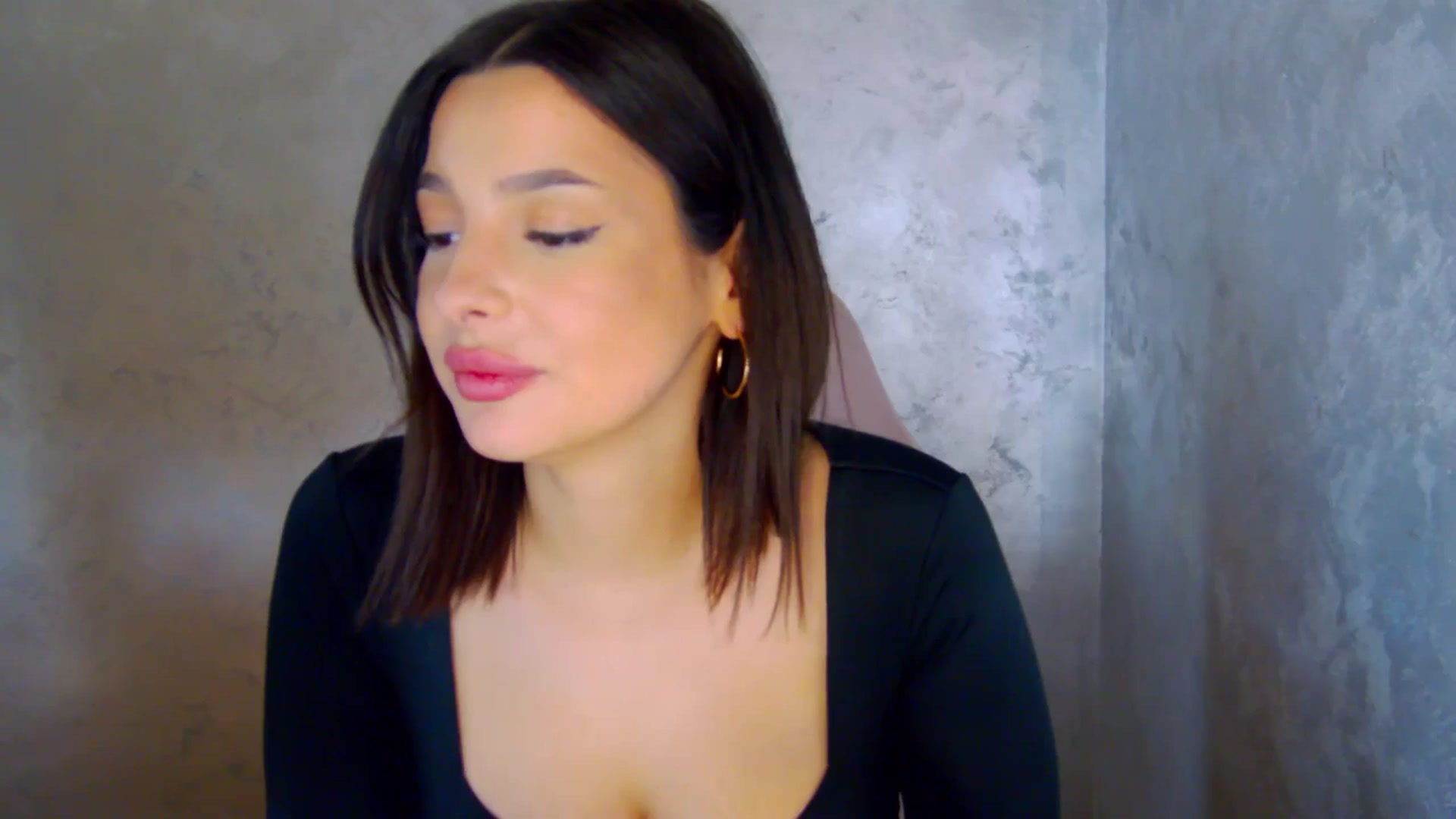 Gallery image thumbnail from meliiis_'s myfreecams stream on, 03/19/2026, 17:48 image 17 of 20