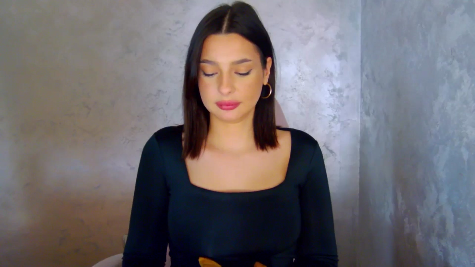 Gallery image thumbnail from meliiis_'s myfreecams stream on, 03/19/2026, 17:48 image 3 of 20
