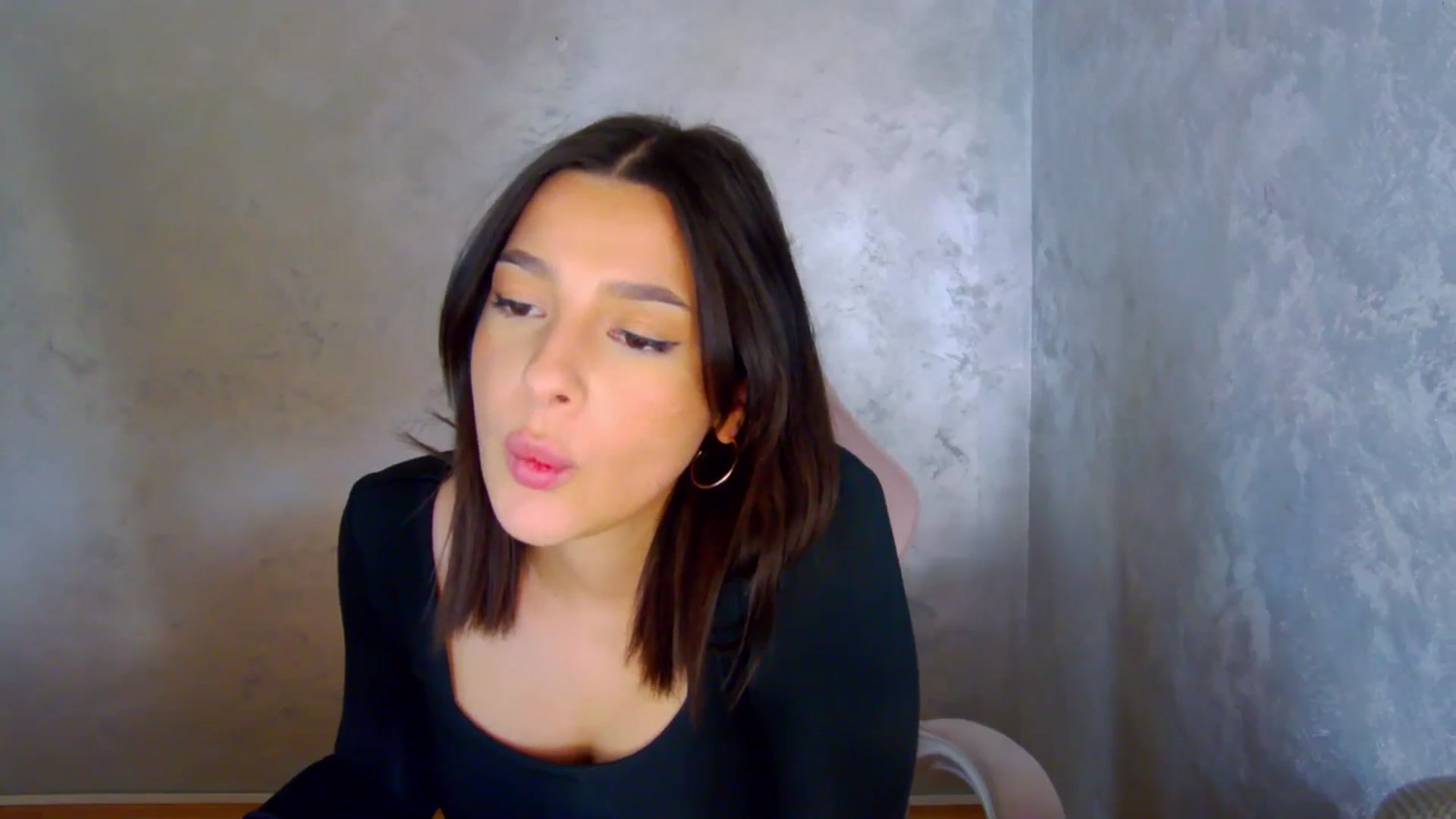 Gallery image thumbnail from meliiis_'s myfreecams stream on, 03/19/2026, 19:57 image 5 of 20
