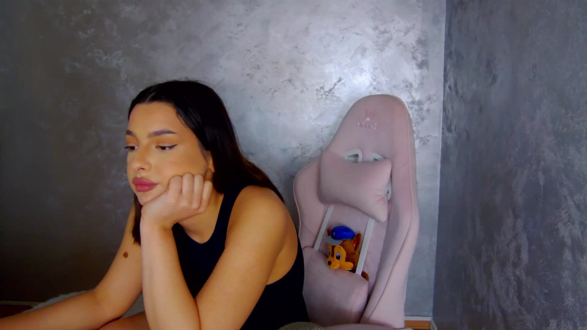 Gallery image thumbnail from meliiis_'s myfreecams stream on, 03/23/2026, 15:53 image 15 of 20