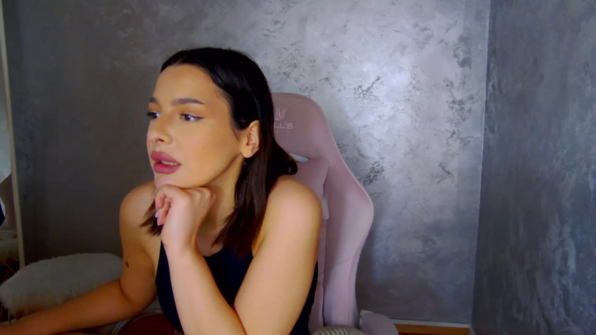Gallery image thumbnail from meliiis_'s myfreecams stream on, 03/23/2026, 15:53 image 20 of 20