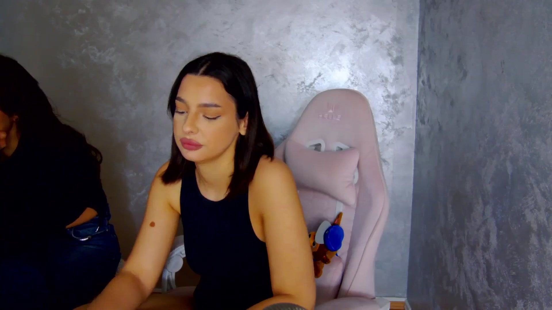 Gallery image thumbnail from meliiis_'s myfreecams stream on, 03/23/2026, 15:53 image 11 of 20