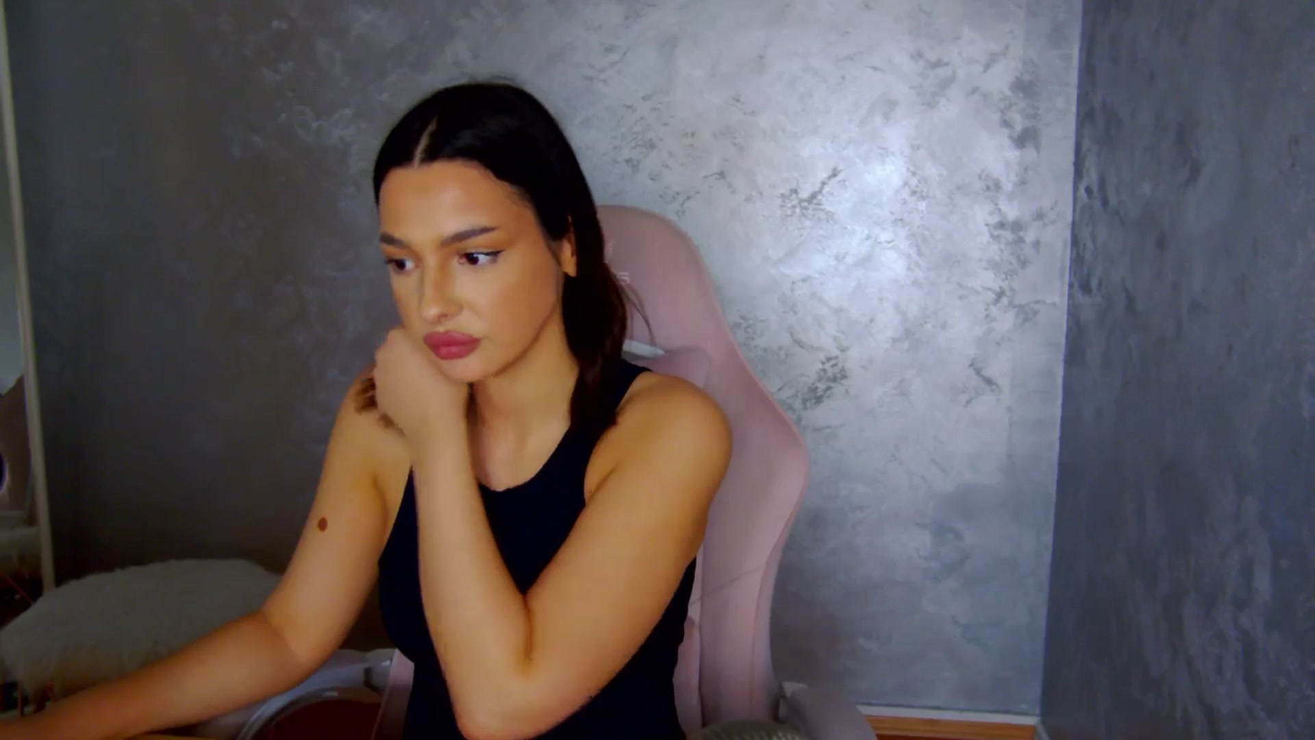 Gallery image thumbnail from meliiis_'s myfreecams stream on, 03/23/2026, 15:53 image 19 of 20