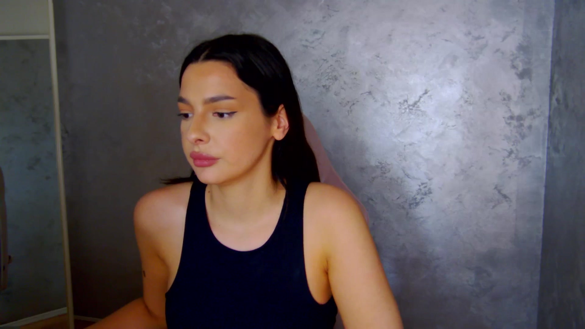 Gallery image thumbnail from meliiis_'s myfreecams stream on, 03/23/2026, 19:04 image 19 of 20