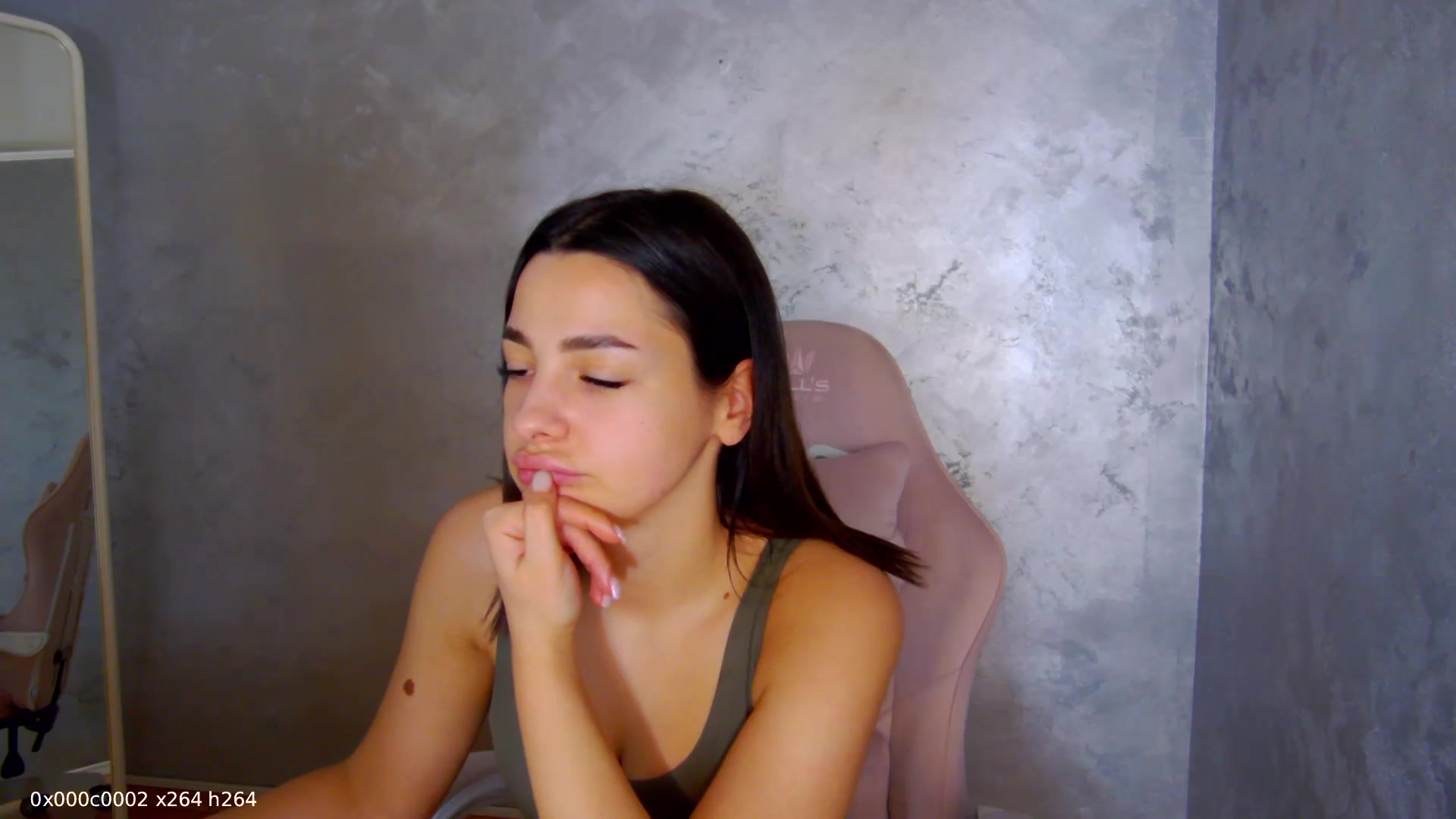 Gallery image thumbnail from meliiis_'s myfreecams stream on, 03/24/2026, 18:59 image 18 of 20