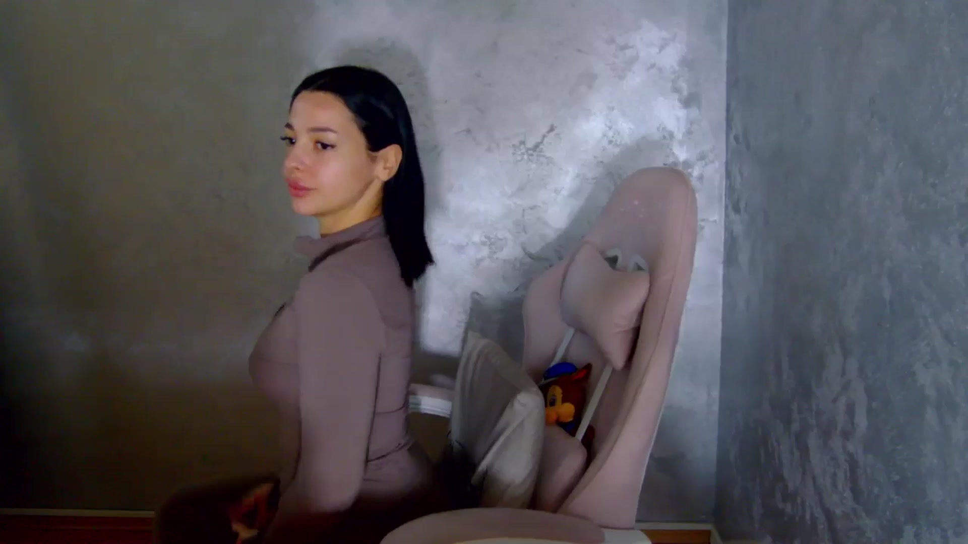 Gallery image thumbnail from meliiis_'s myfreecams stream on, 04/02/2026, 15:16 image 12 of 20