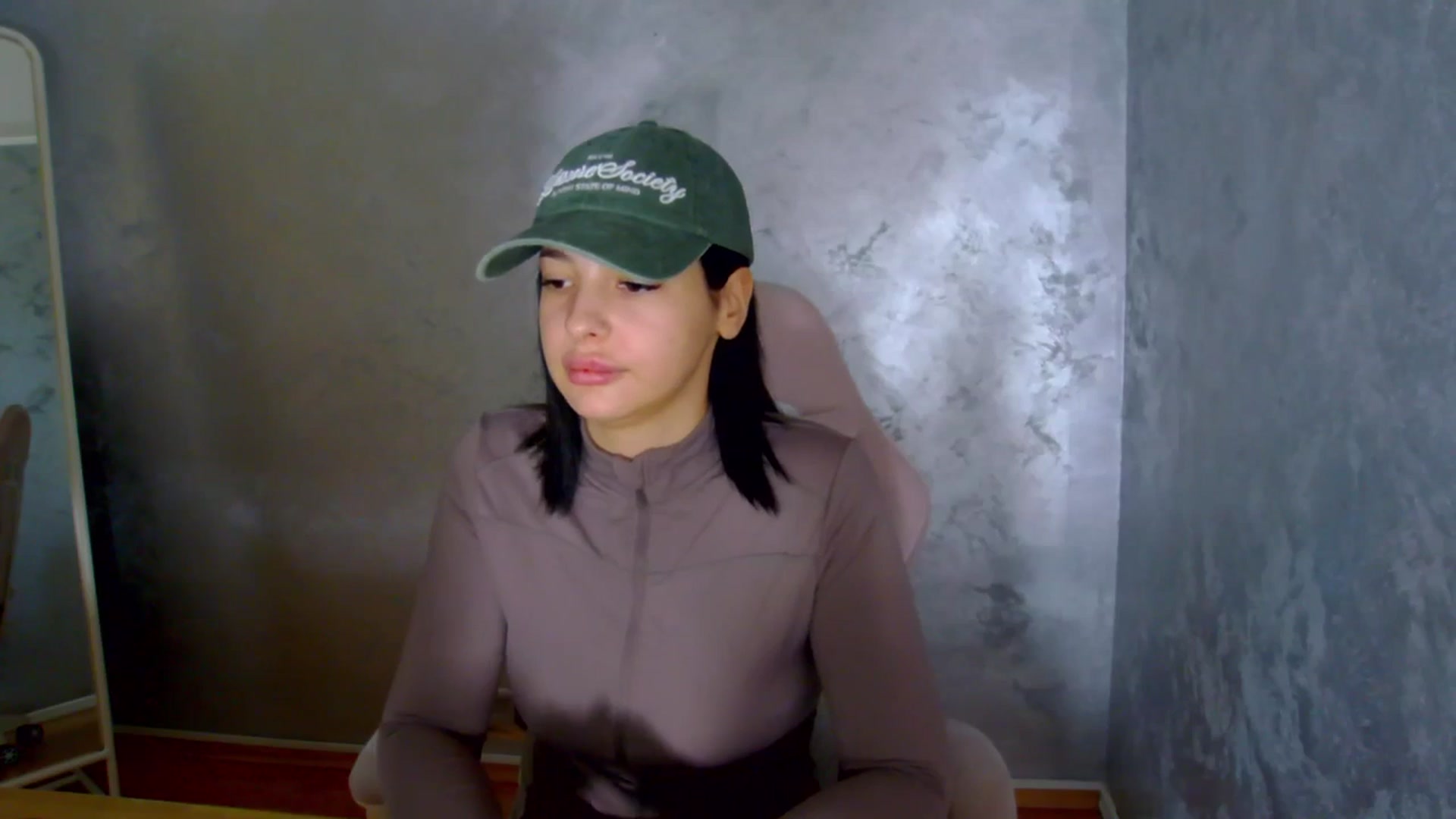Gallery image thumbnail from meliiis_'s myfreecams stream on, 04/02/2026, 15:16 image 6 of 20