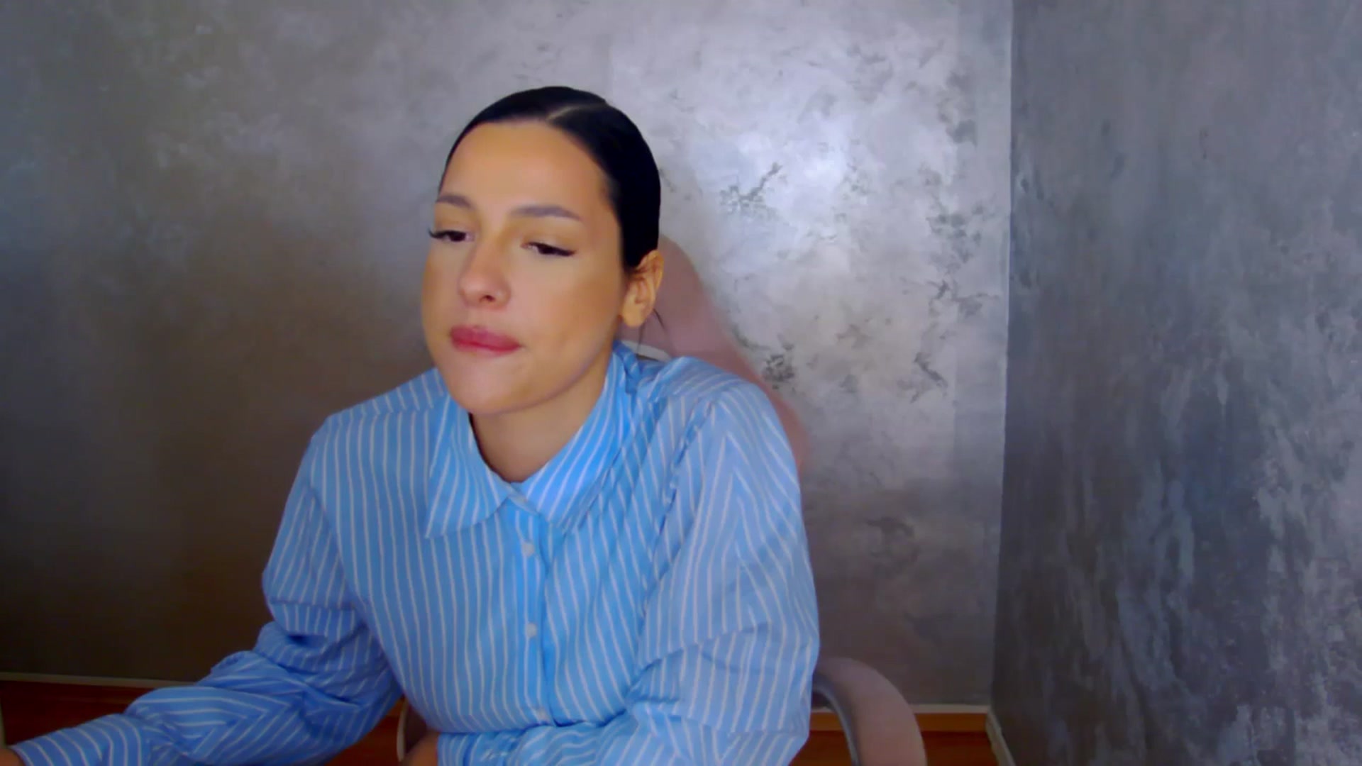 Gallery image thumbnail from meliiis_'s myfreecams stream on, 04/03/2026, 14:53 image 4 of 20