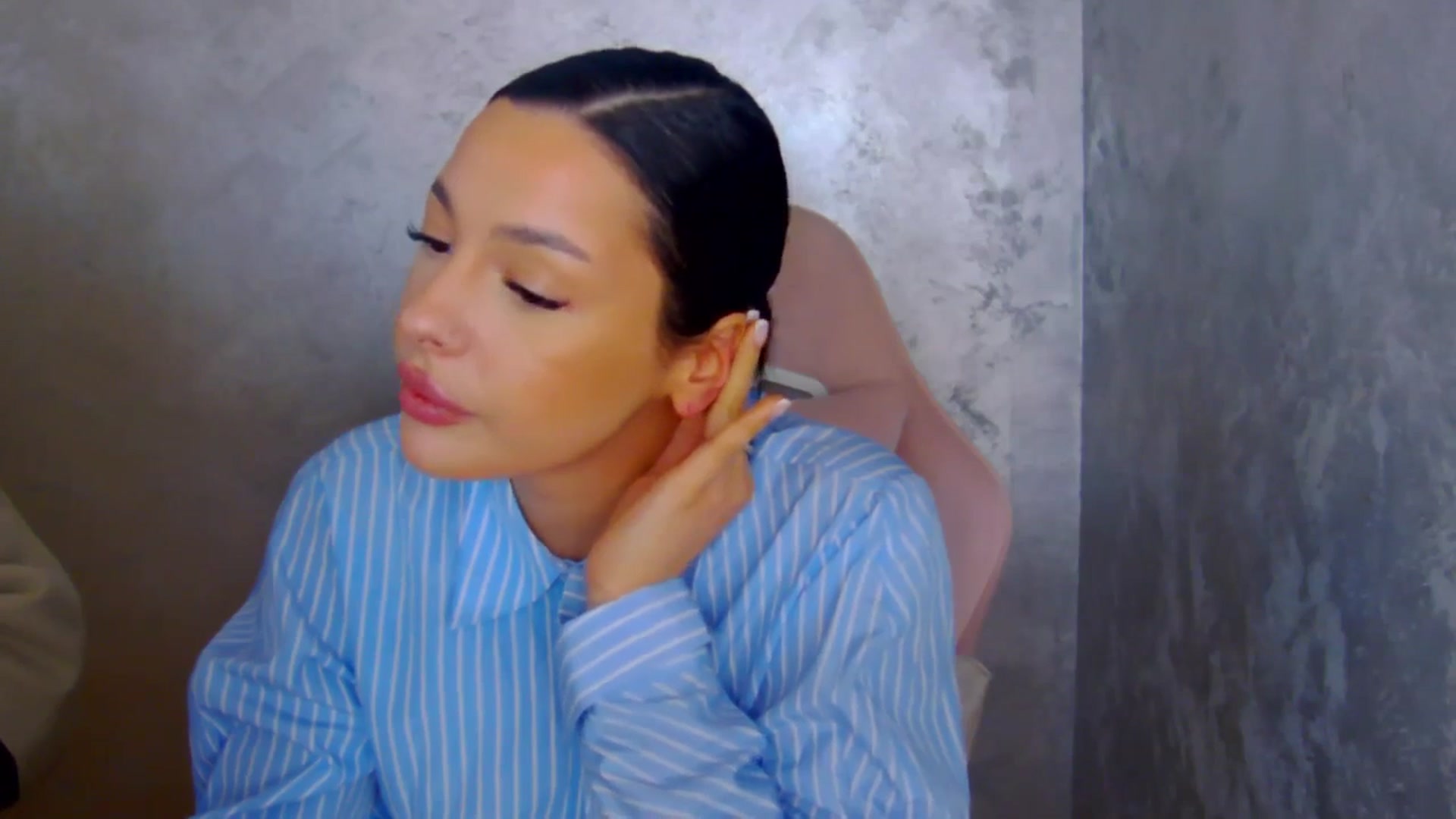 Gallery image thumbnail from meliiis_'s myfreecams stream on, 04/03/2026, 14:53 image 6 of 20