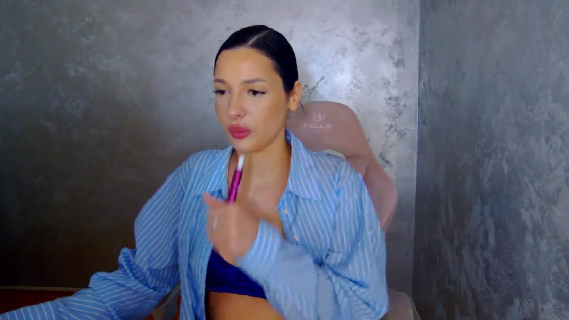 Gallery image thumbnail from meliiis_'s myfreecams stream on, 04/03/2026, 14:53 image 10 of 20