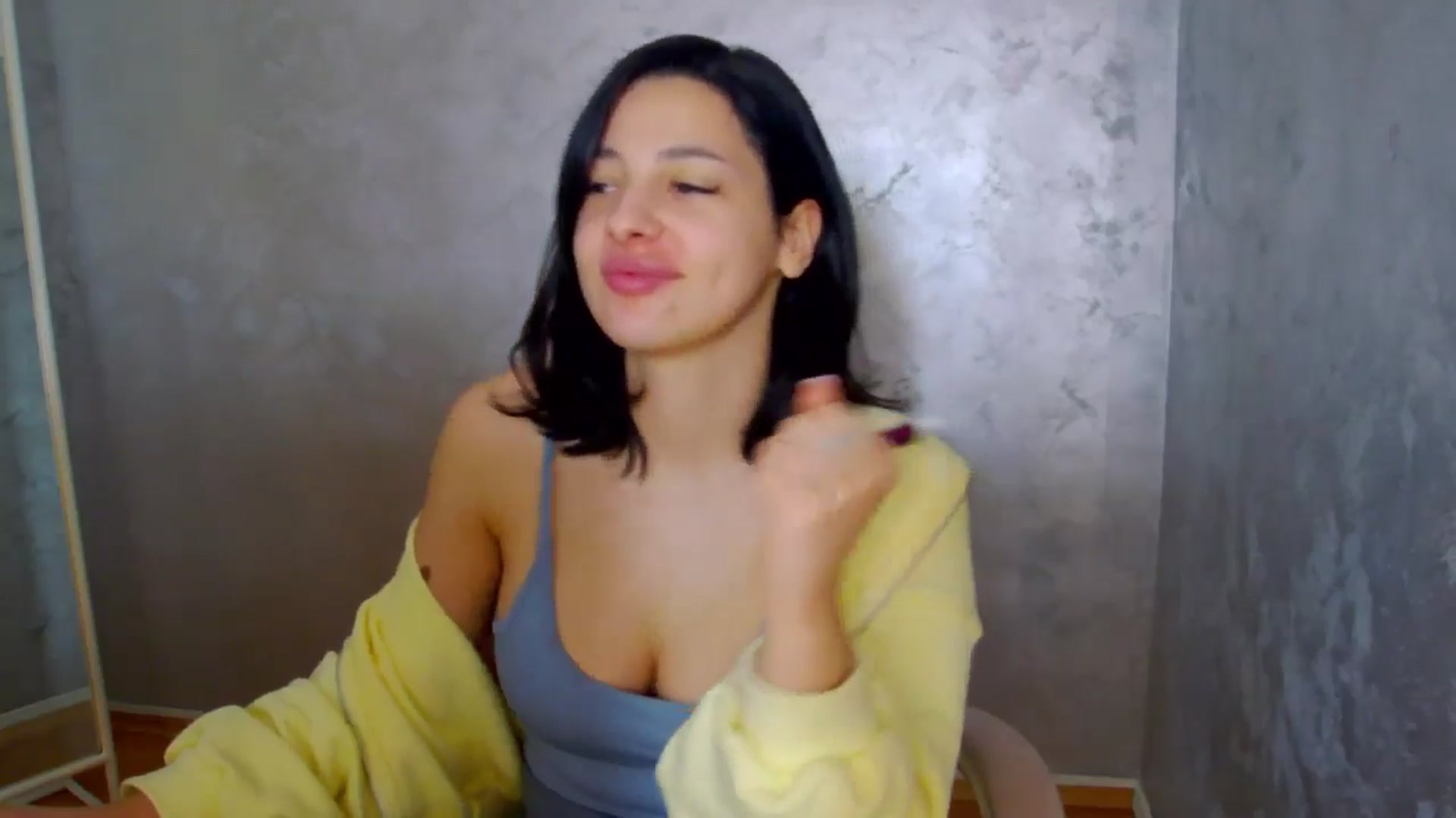 Gallery image thumbnail from meliiis_'s myfreecams stream on, 04/04/2026, 14:27 image 3 of 20