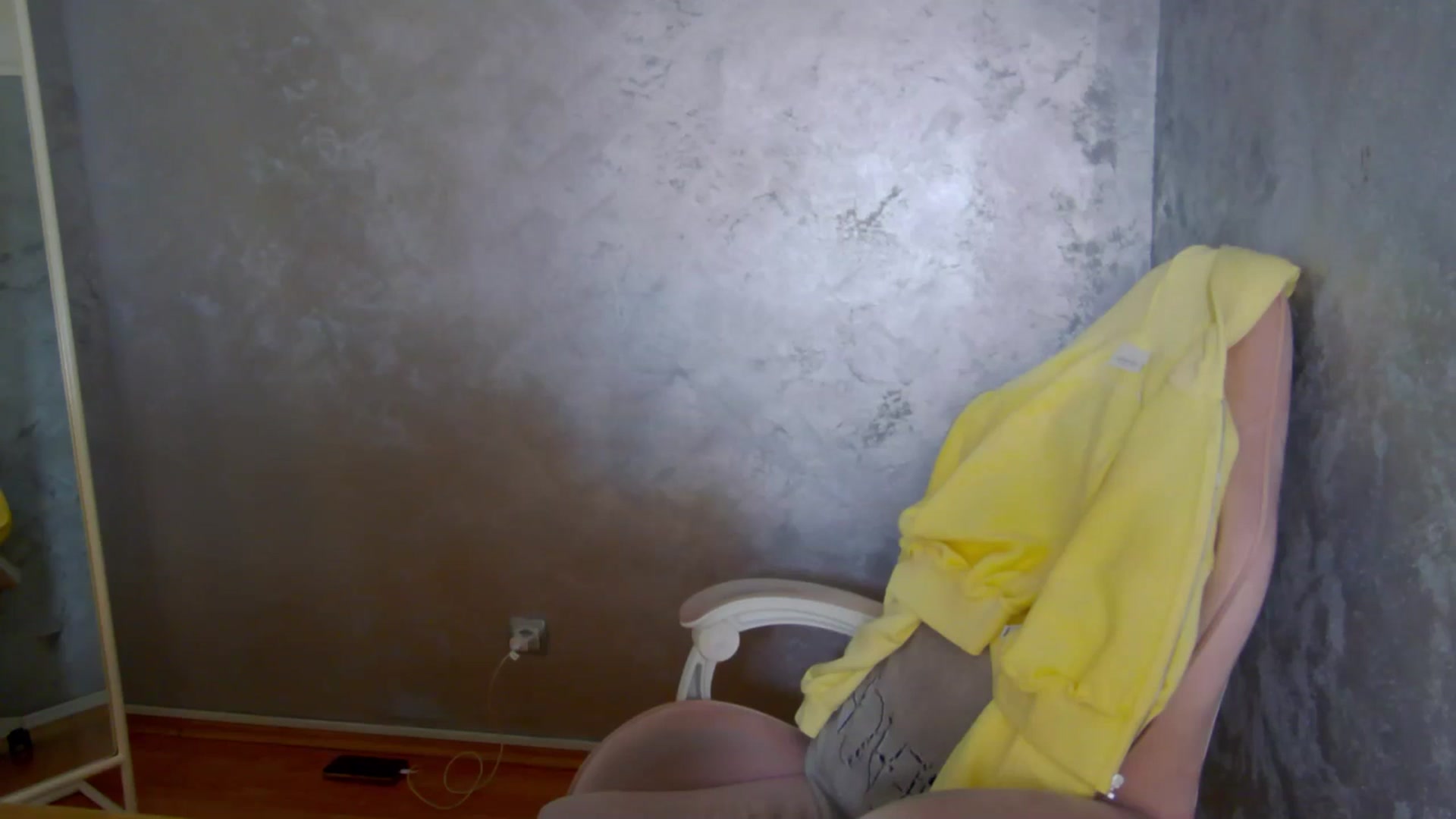 Gallery image thumbnail from meliiis_'s myfreecams stream on, 04/04/2026, 14:27 image 11 of 20