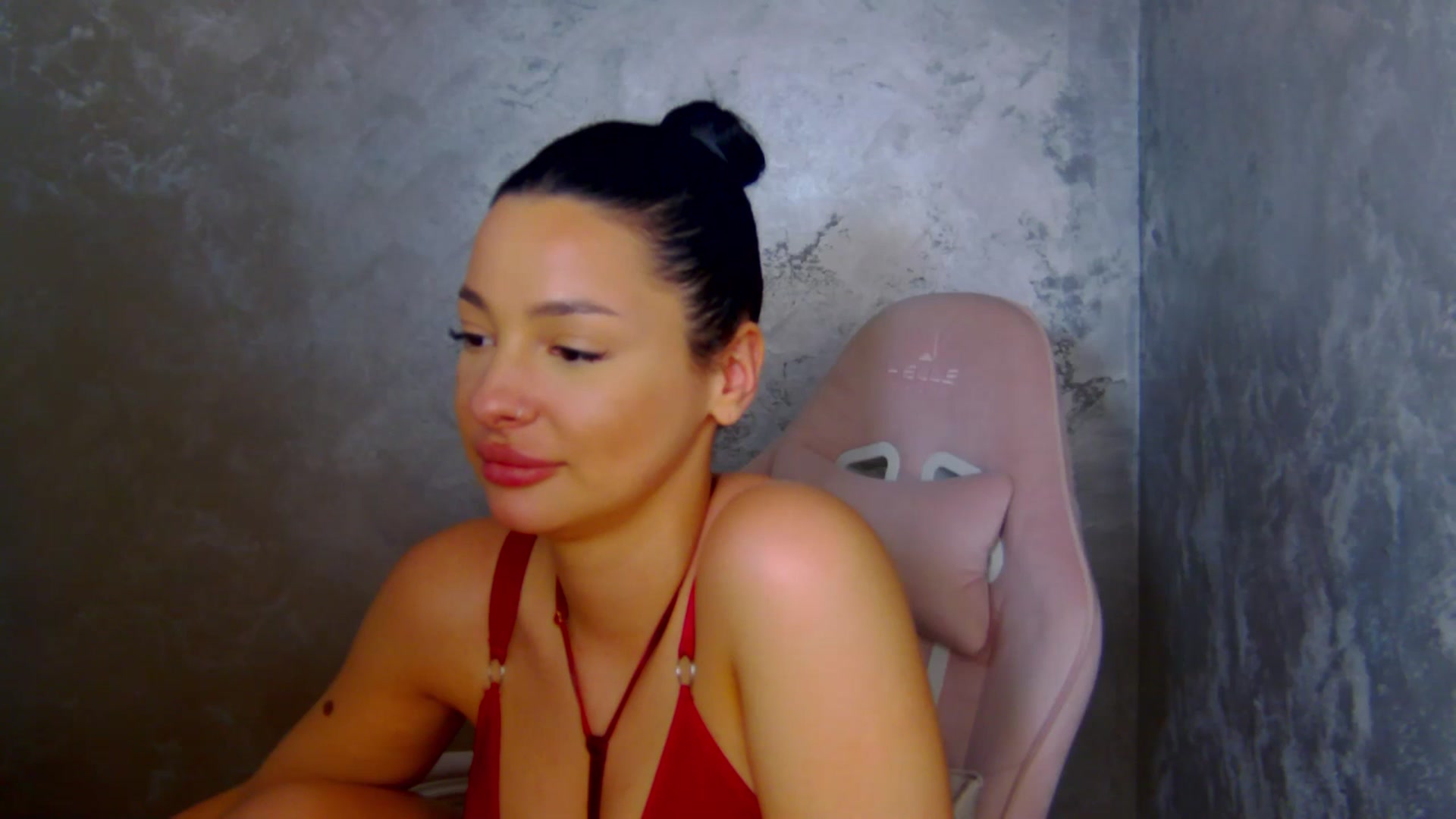 Gallery image thumbnail from meliiis_'s myfreecams stream on, 04/07/2026, 17:23 image 16 of 20