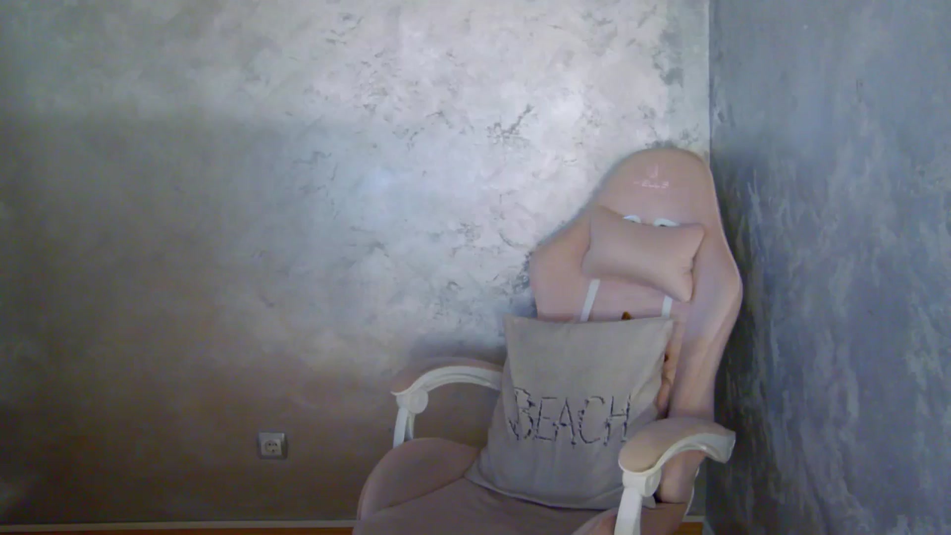Gallery image thumbnail from meliiis_'s myfreecams stream on, 04/16/2026, 13:57 image 6 of 20