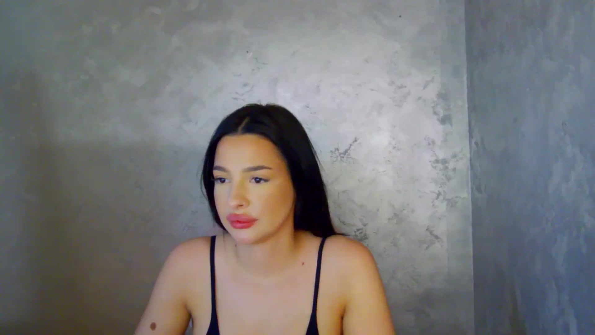 Gallery image thumbnail from meliiis_'s myfreecams stream on, 04/16/2026, 13:57 image 15 of 20