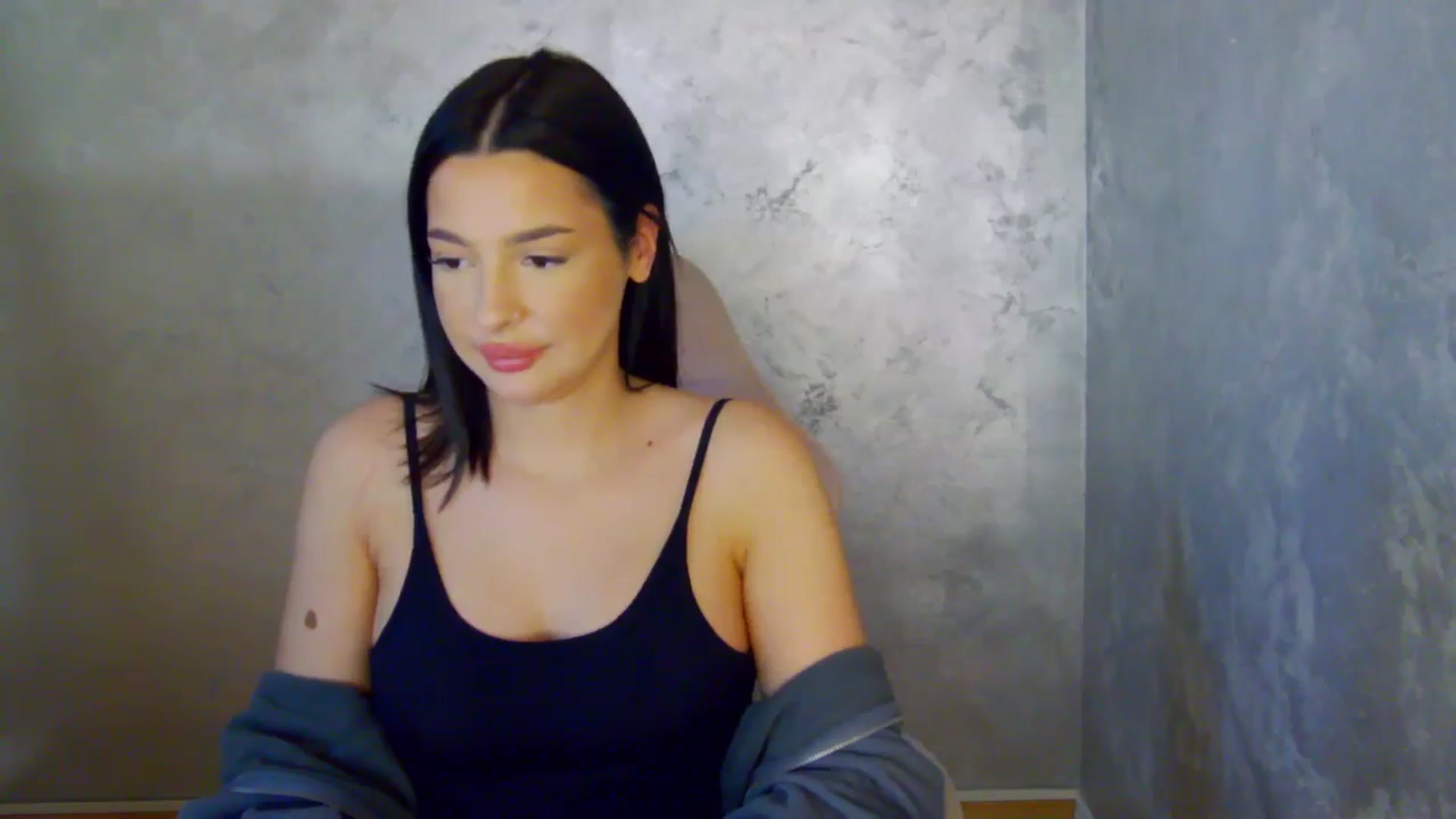 Gallery image thumbnail from meliiis_'s myfreecams stream on, 04/16/2026, 13:57 image 8 of 20