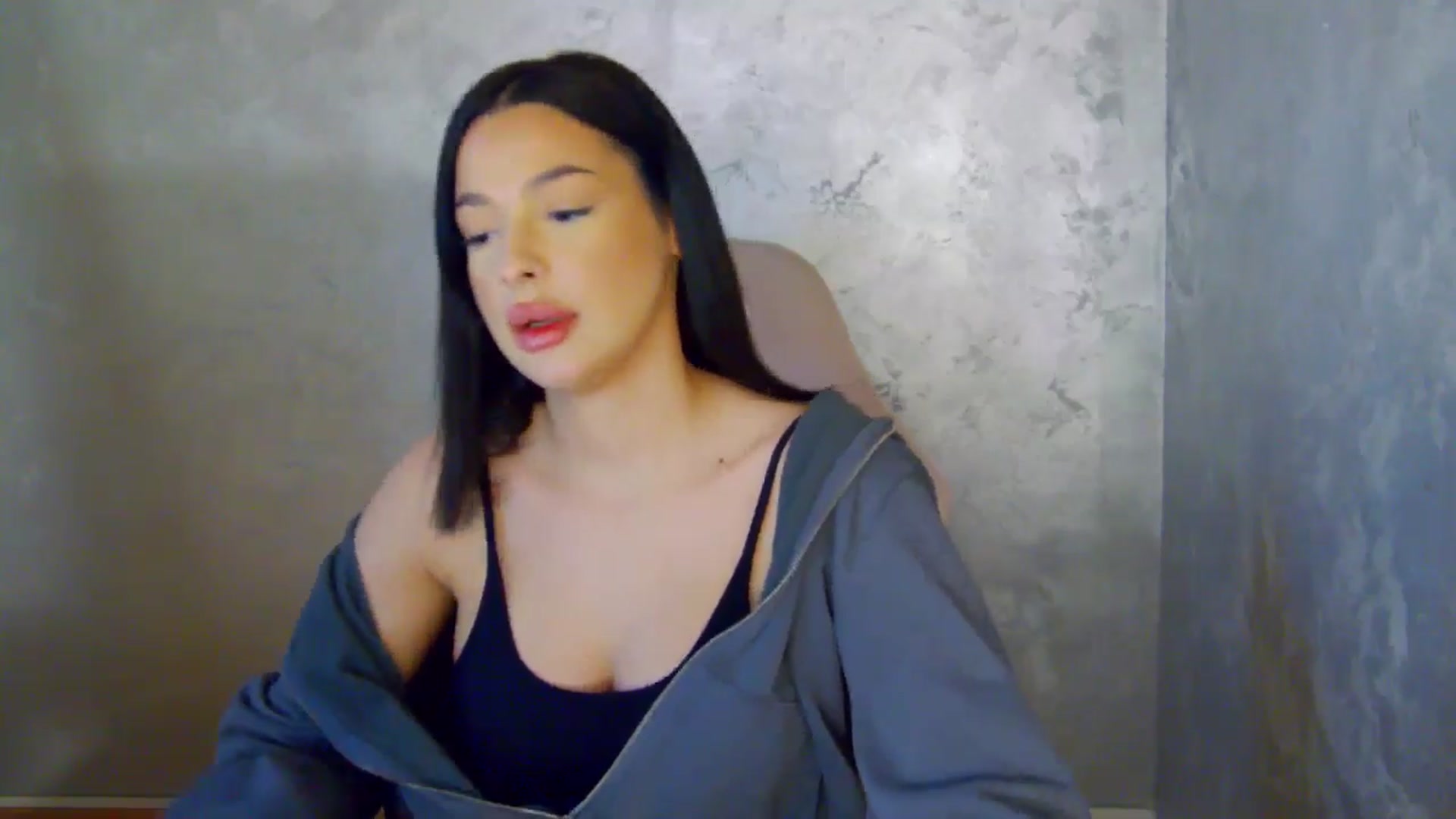 Gallery image thumbnail from meliiis_'s myfreecams stream on, 04/16/2026, 13:57 image 10 of 20