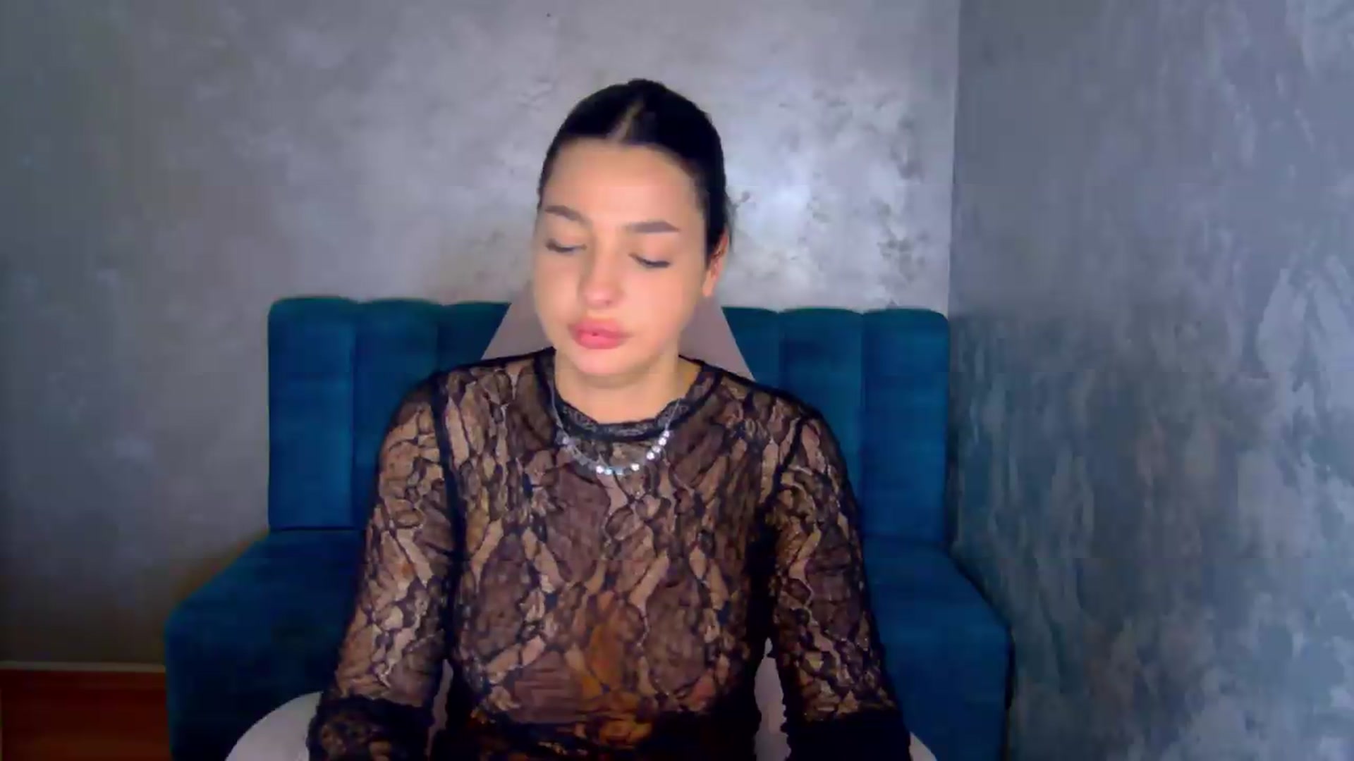 Gallery image thumbnail from meliiis_'s myfreecams stream on, 04/21/2026, 18:17 image 17 of 20