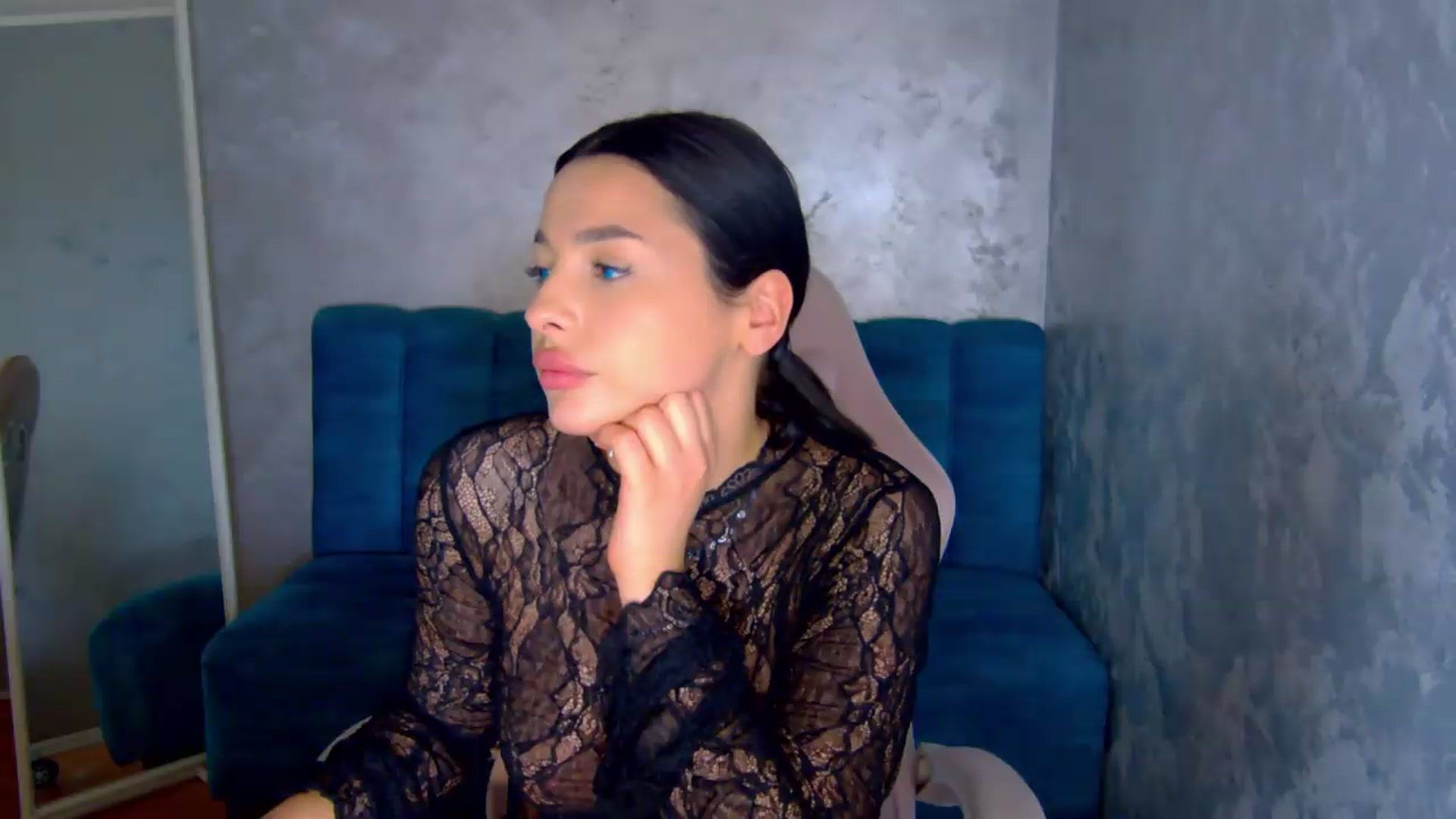 Gallery image thumbnail from meliiis_'s myfreecams stream on, 04/21/2026, 18:17 image 4 of 20