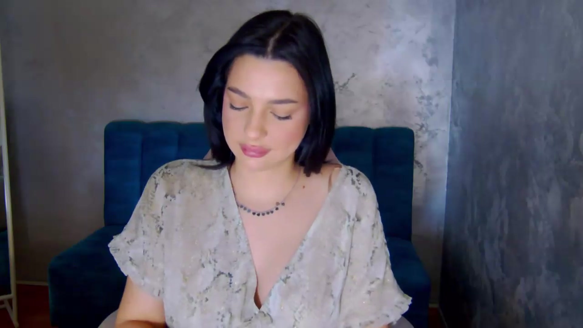 Gallery image thumbnail from meliiis_'s myfreecams stream on, 04/27/2026, 14:16 image 16 of 20