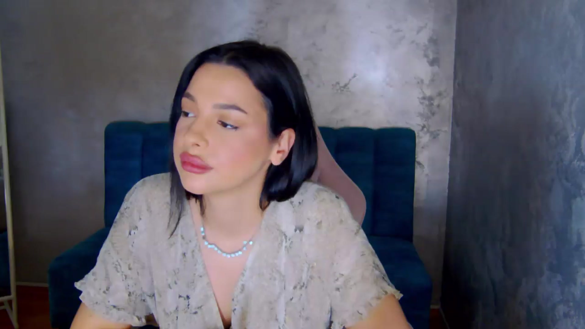 Gallery image thumbnail from meliiis_'s myfreecams stream on, 04/27/2026, 14:16 image 11 of 20