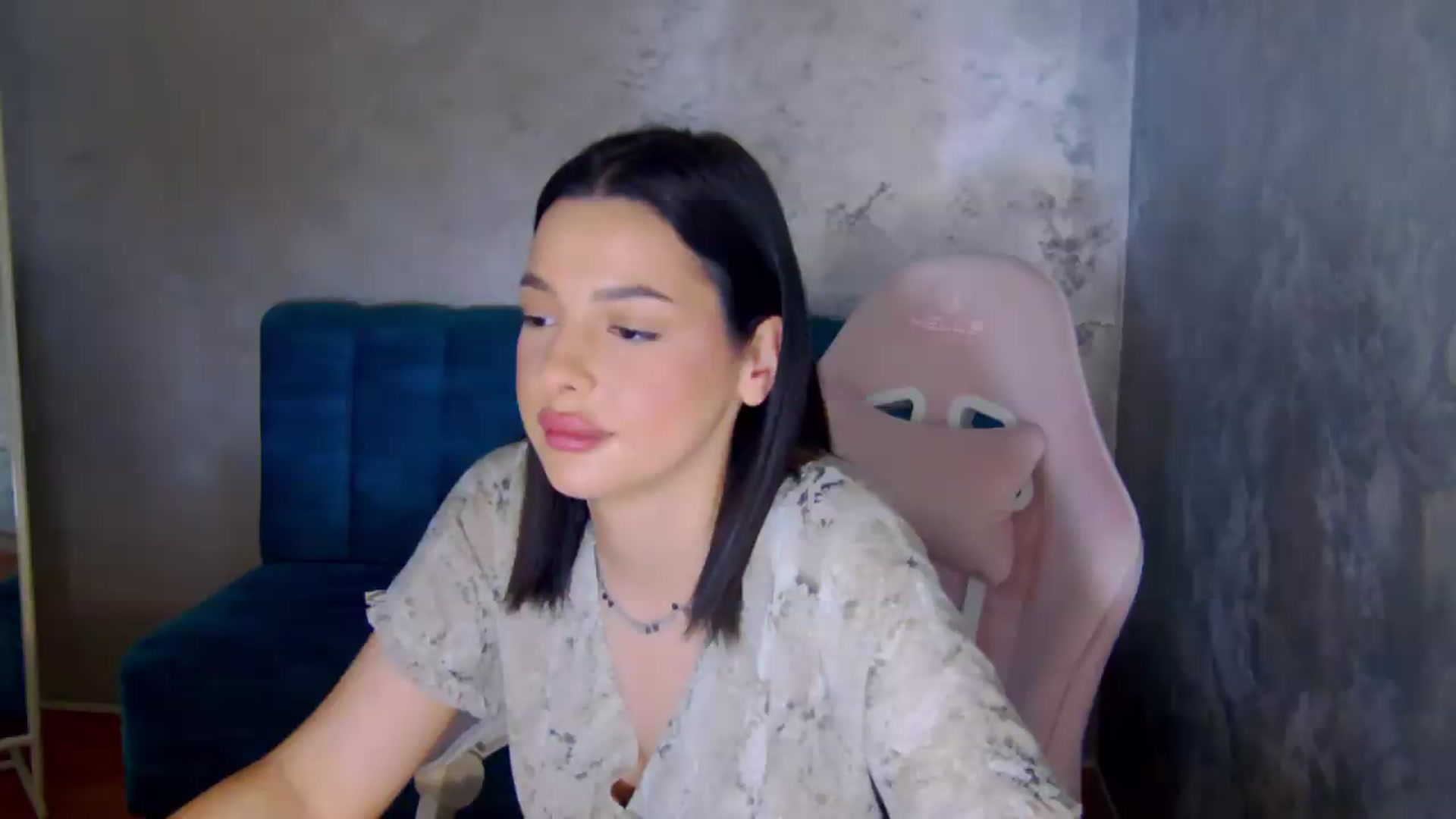 Gallery image thumbnail from meliiis_'s myfreecams stream on, 04/27/2026, 14:16 image 15 of 20