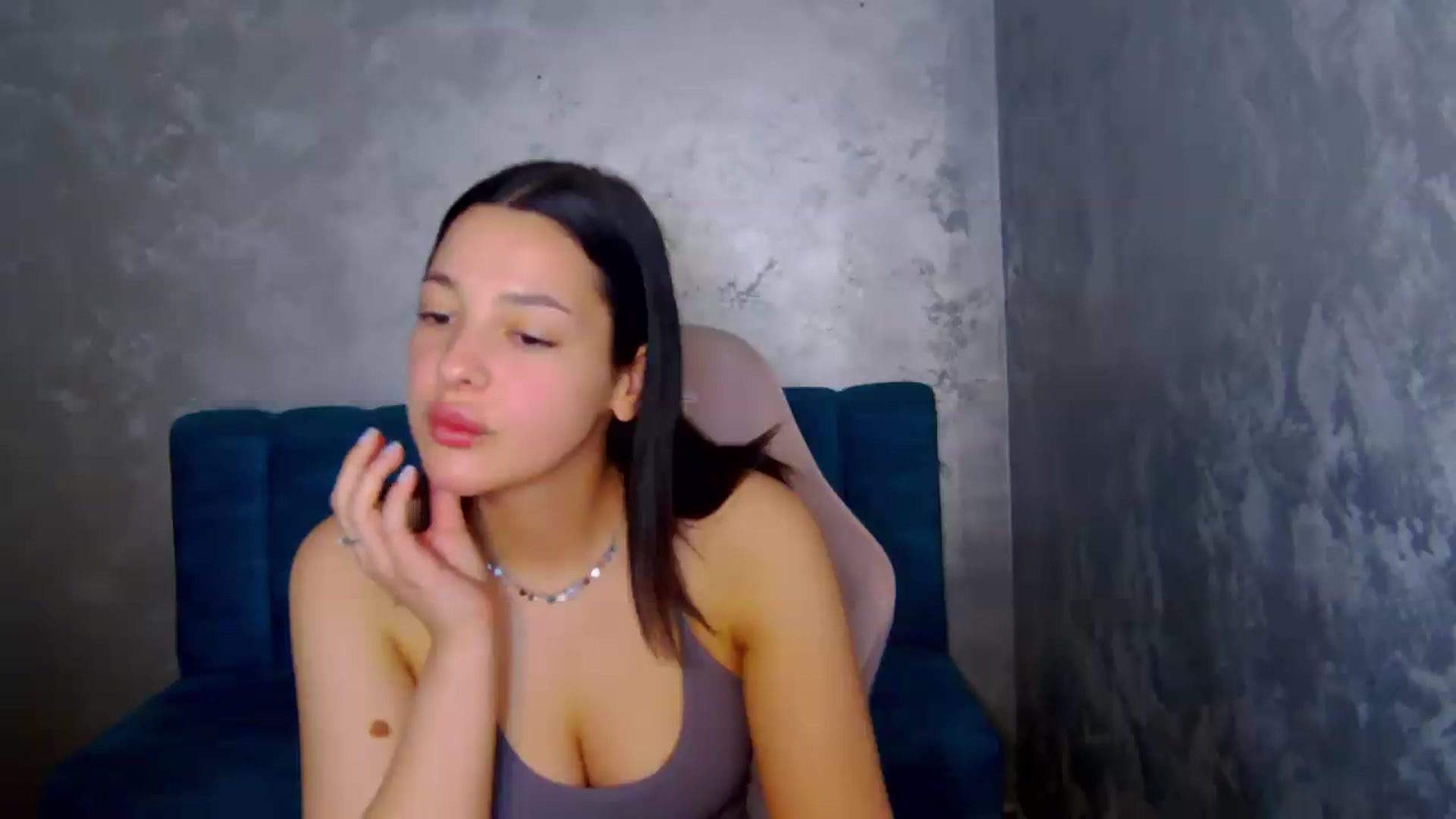 Gallery image thumbnail from meliiis_'s myfreecams stream on, 04/28/2026, 14:55 image 11 of 20