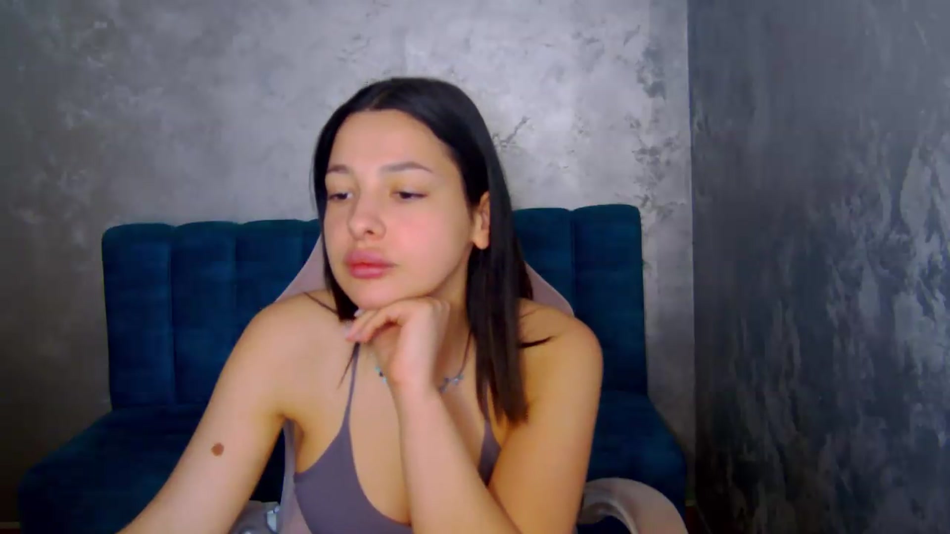Gallery image thumbnail from meliiis_'s myfreecams stream on, 04/28/2026, 14:55 image 2 of 20