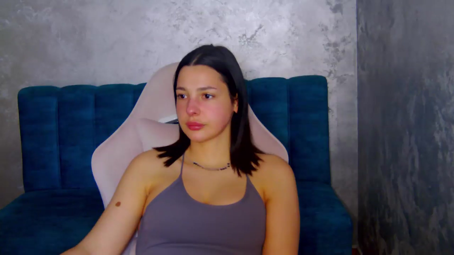 Gallery image thumbnail from meliiis_'s myfreecams stream on, 04/28/2026, 17:46 image 20 of 20