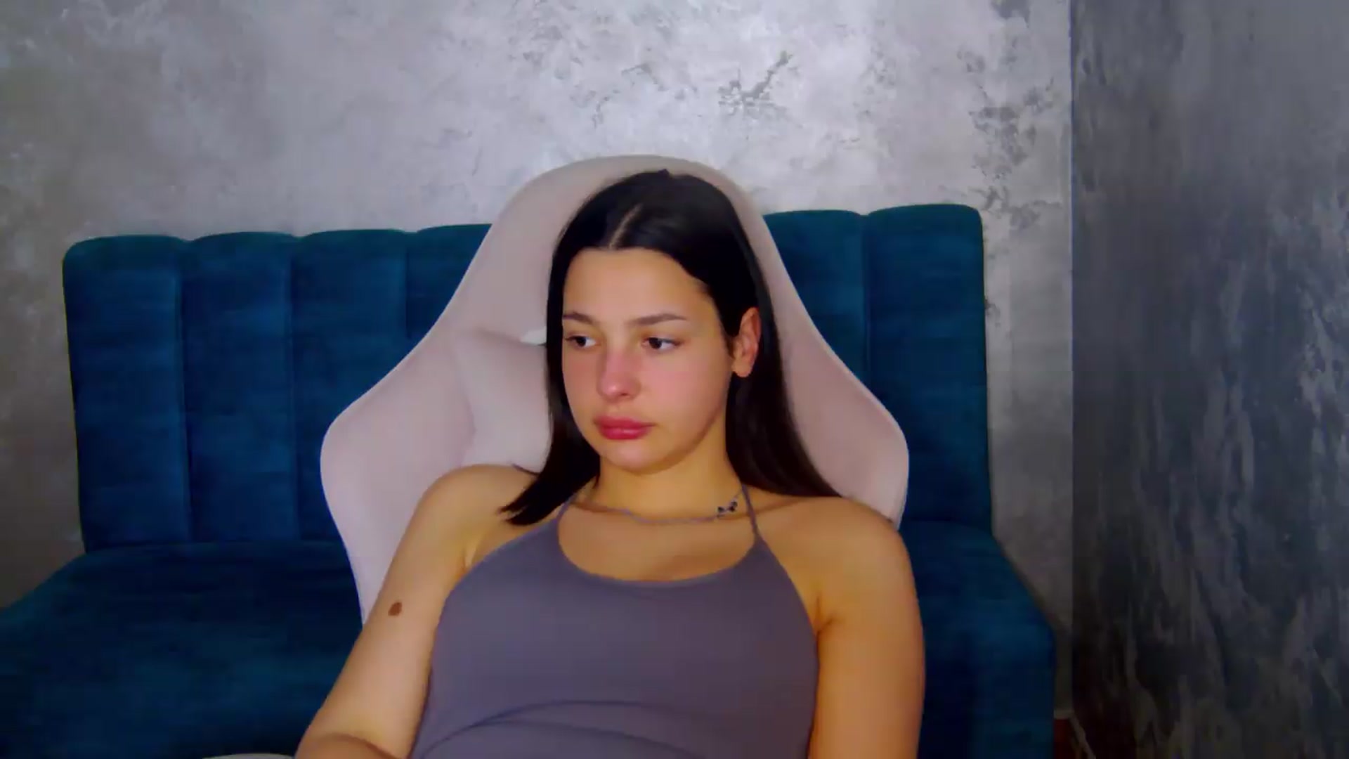 Gallery image thumbnail from meliiis_'s myfreecams stream on, 04/28/2026, 17:46 image 9 of 20