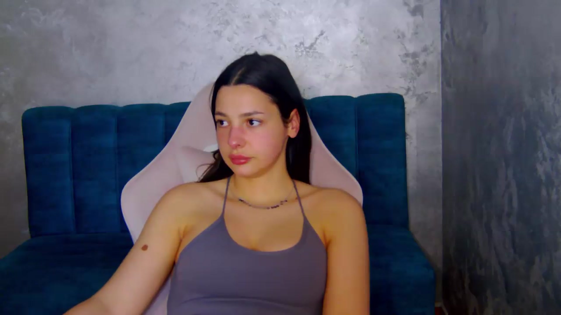 Gallery image thumbnail from meliiis_'s myfreecams stream on, 04/28/2026, 17:46 image 19 of 20