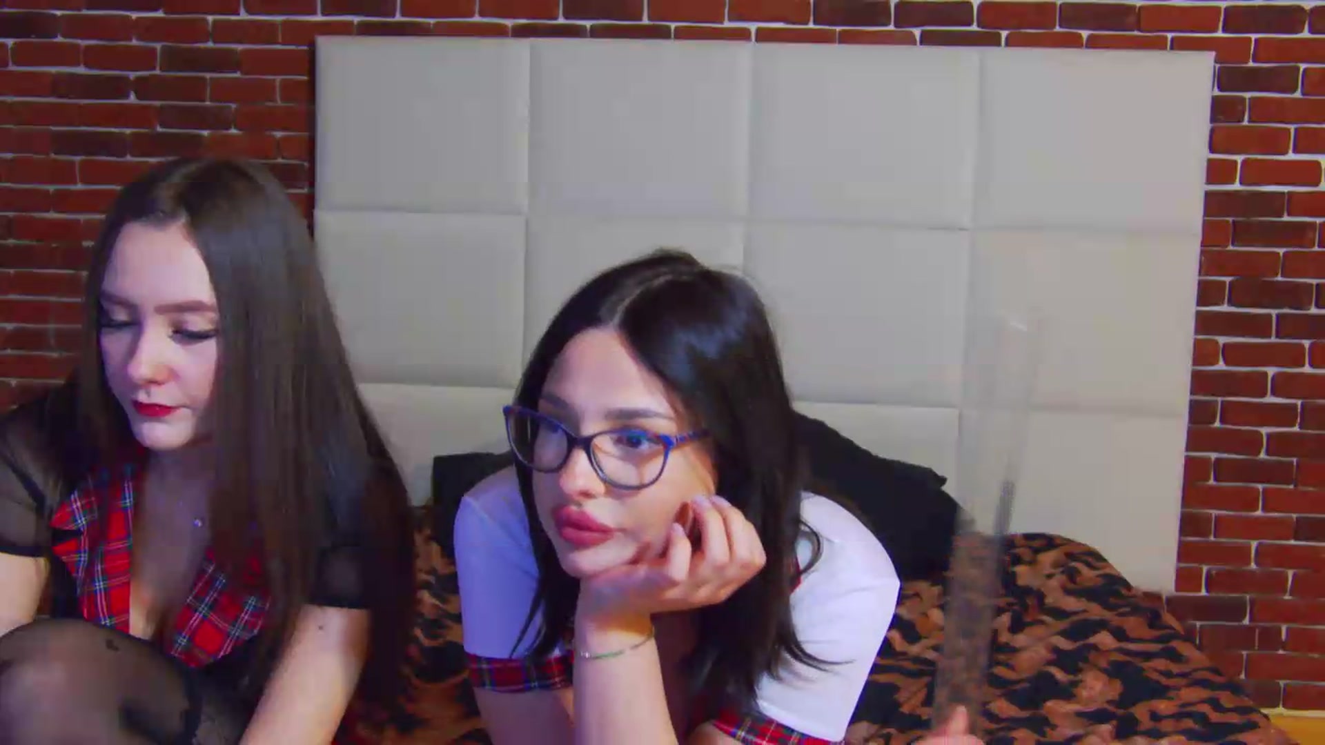 Gallery image thumbnail from meliiis_'s myfreecams stream on, 04/30/2026, 17:38 image 16 of 20