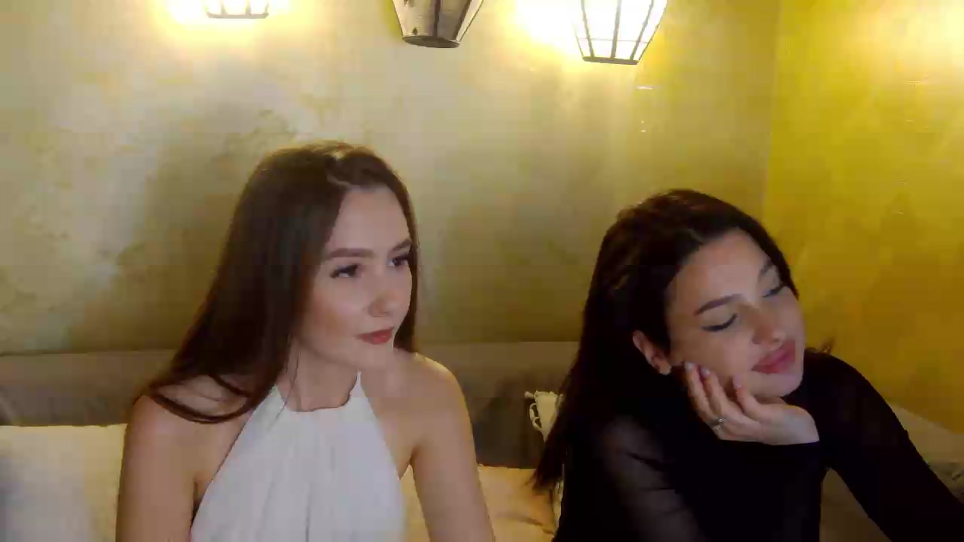 Gallery image thumbnail from meliiis_'s myfreecams stream on, 05/02/2026, 18:50 image 1 of 20