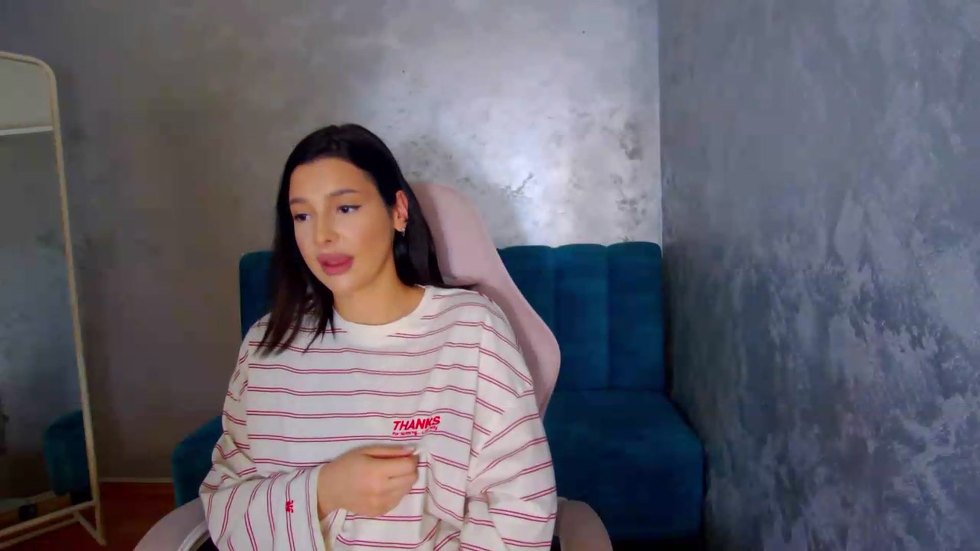 Gallery image thumbnail from meliiis_'s myfreecams stream on, 05/06/2026, 14:58 image 8 of 20