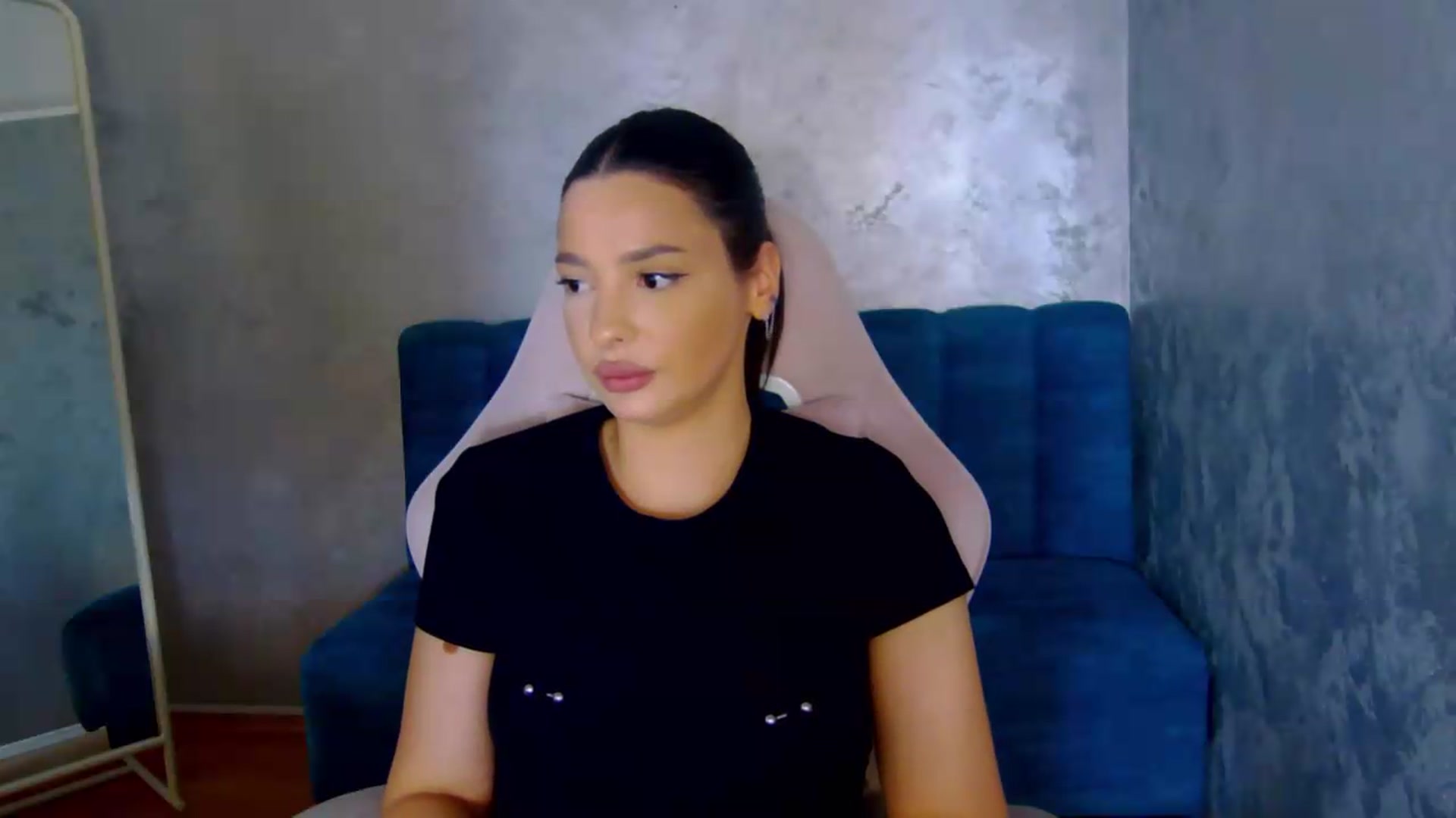Gallery image thumbnail from meliiis_'s myfreecams stream on, 05/07/2026, 15:07 image 20 of 20
